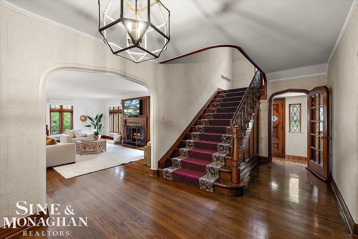 1016 Buckingham Road