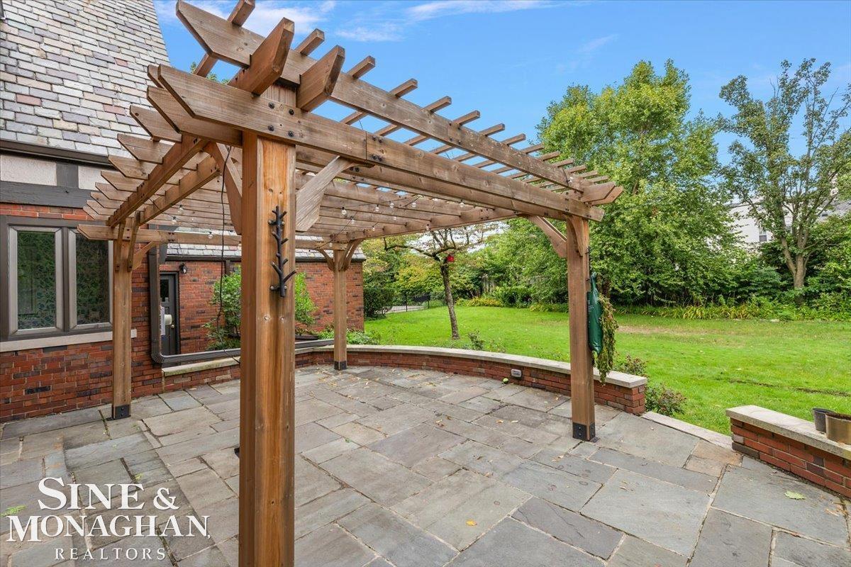 1016 Buckingham Road