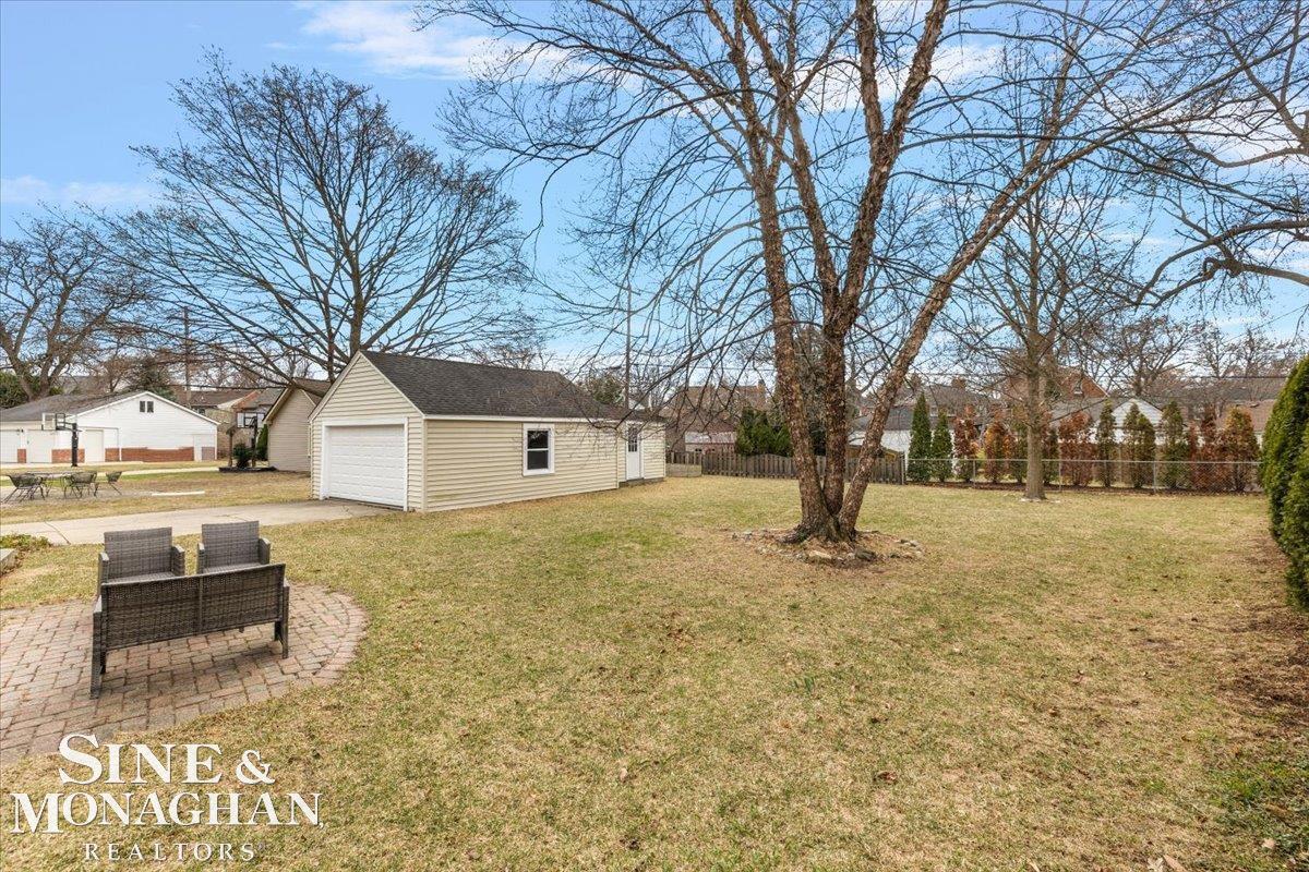 181 Beaupre Avenue