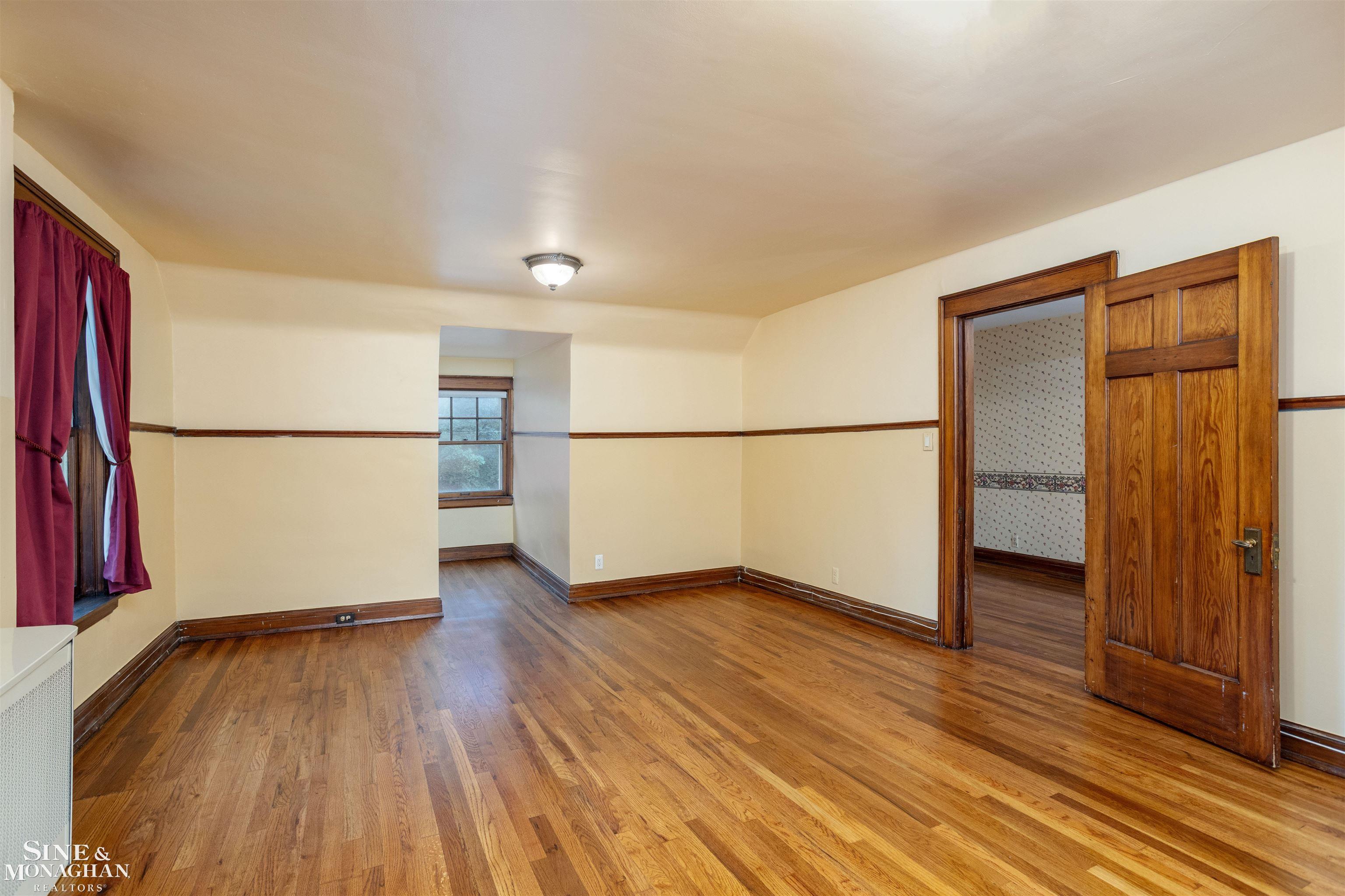 1121 Buckingham Road
