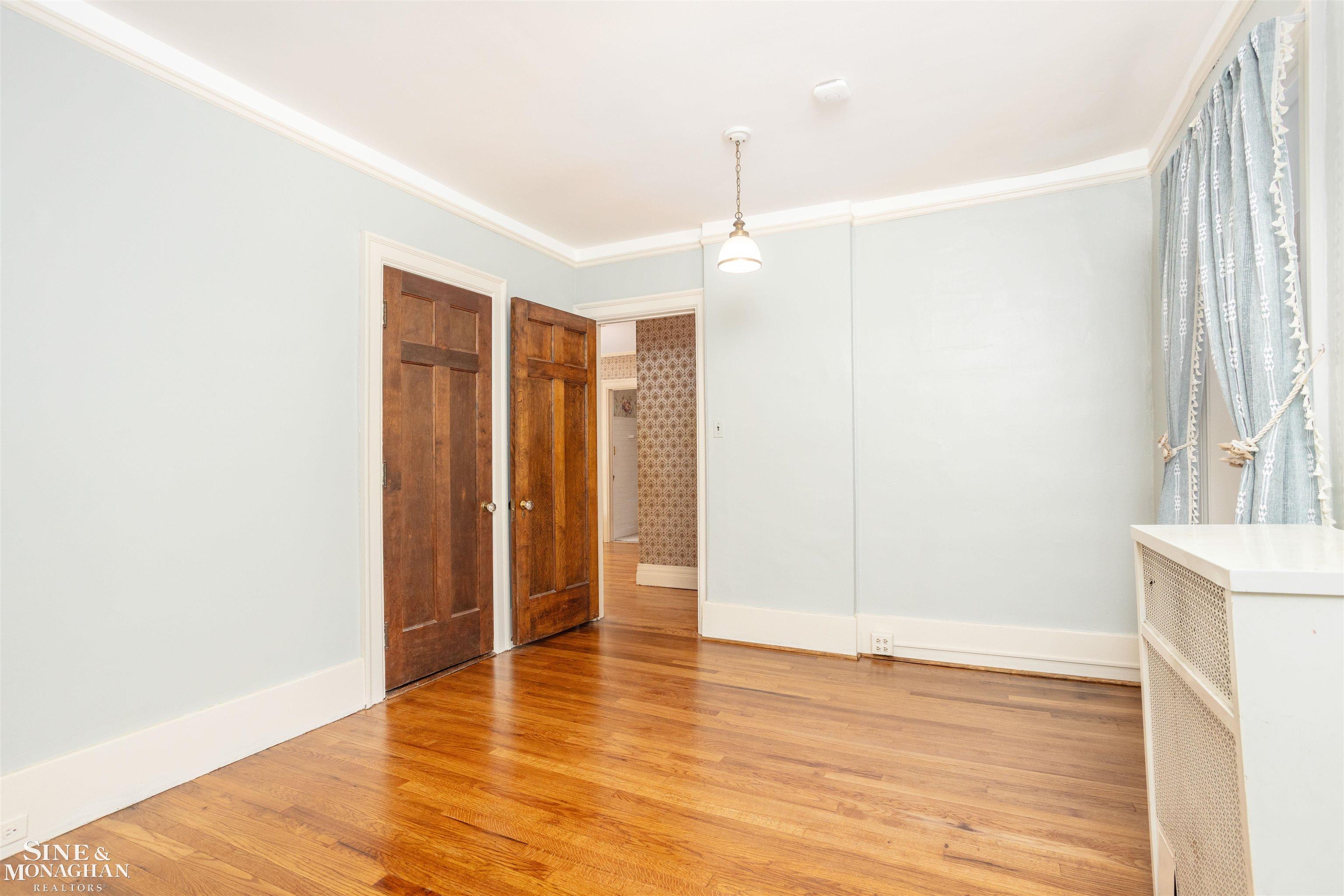 1121 Buckingham Road