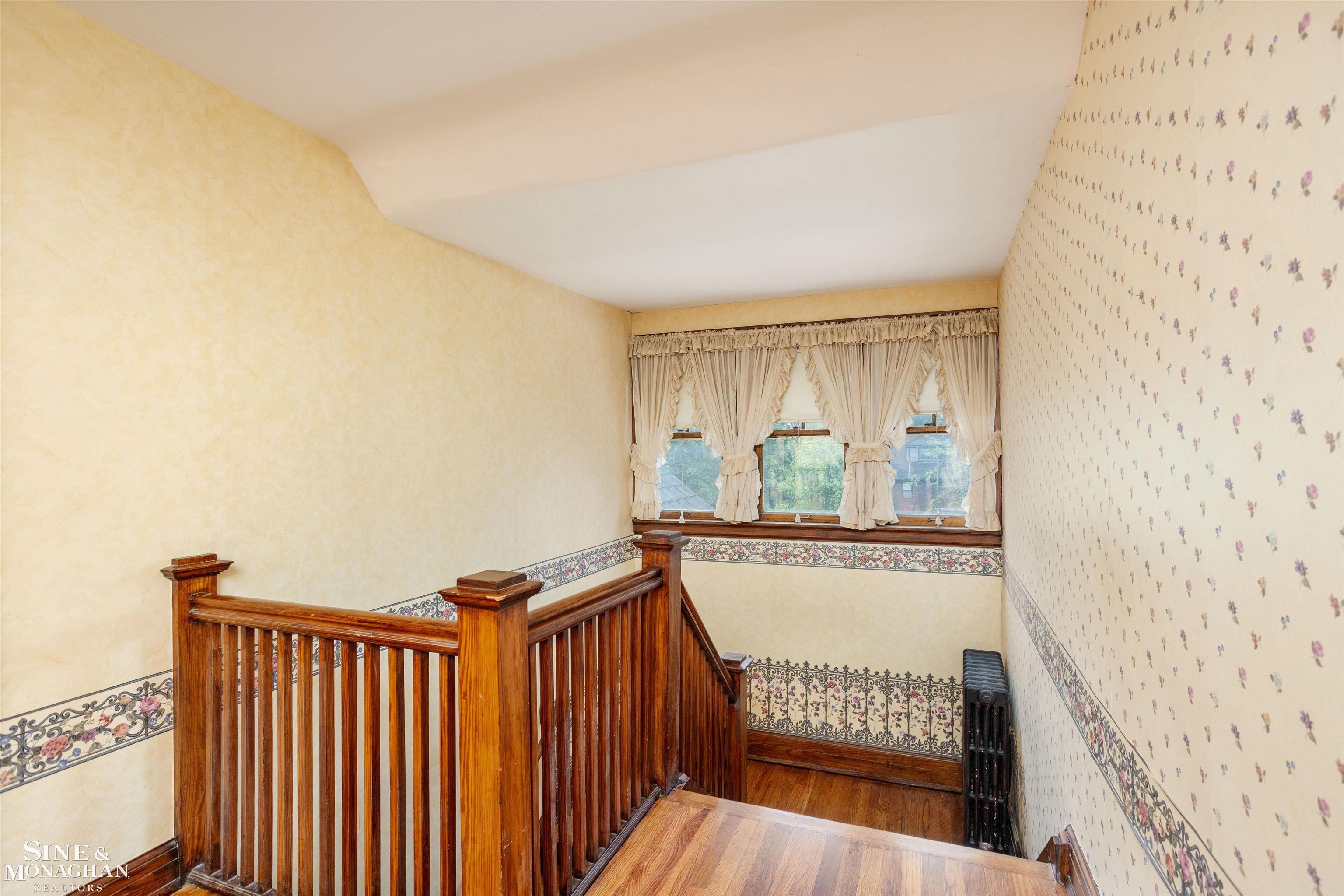 1121 Buckingham Road