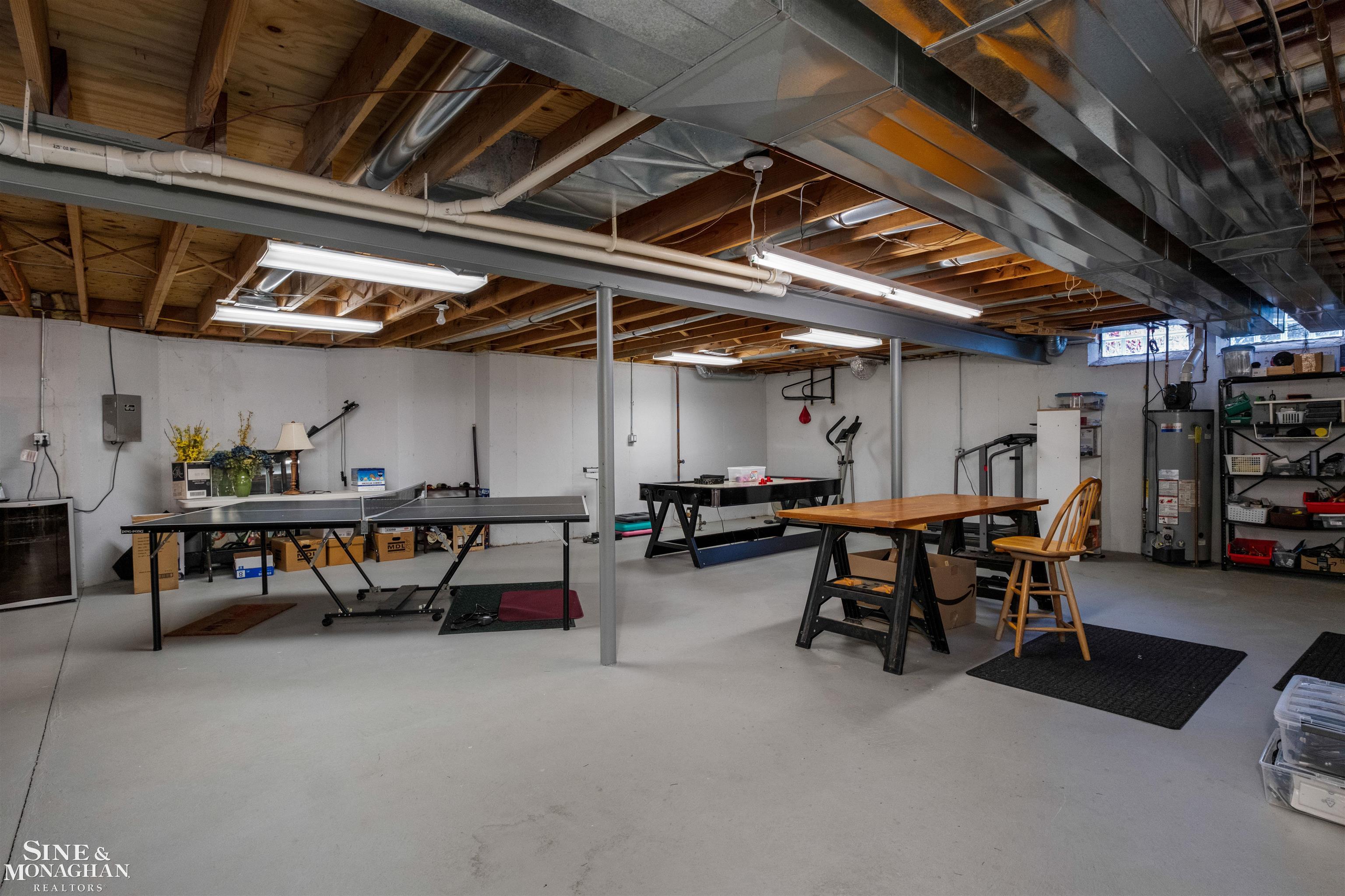 825 Bishop Road, Grosse Pointe