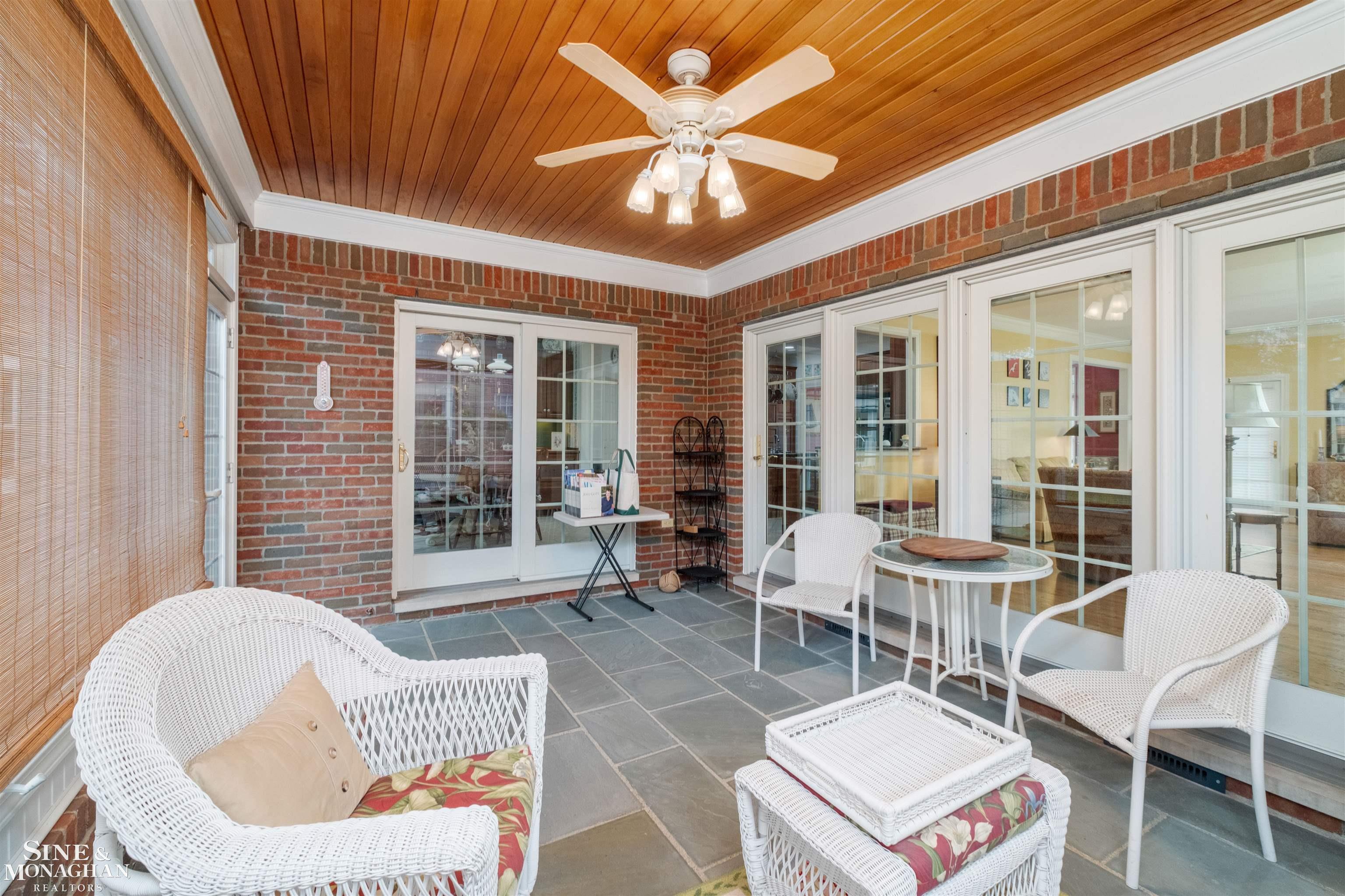 825 Bishop Road, Grosse Pointe