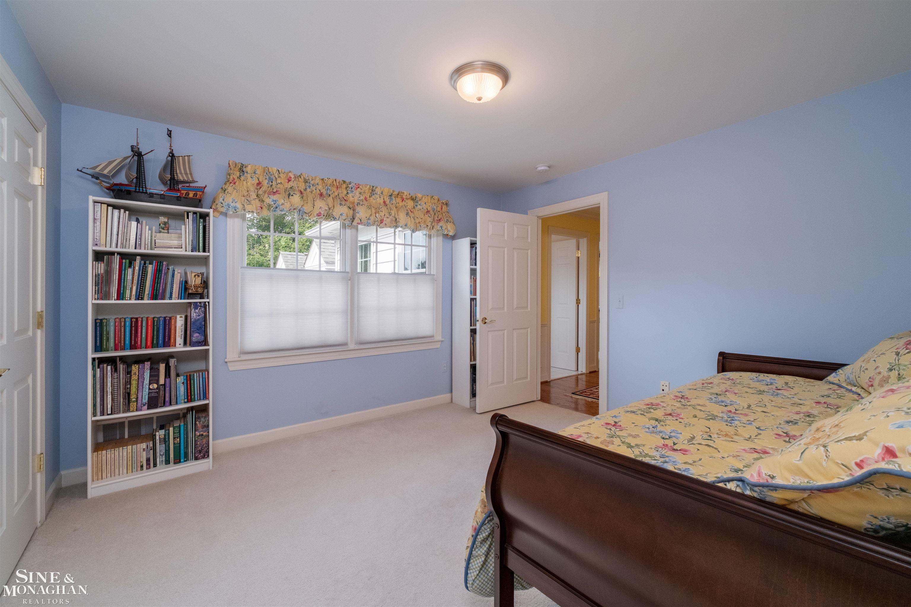 825 Bishop Road, Grosse Pointe