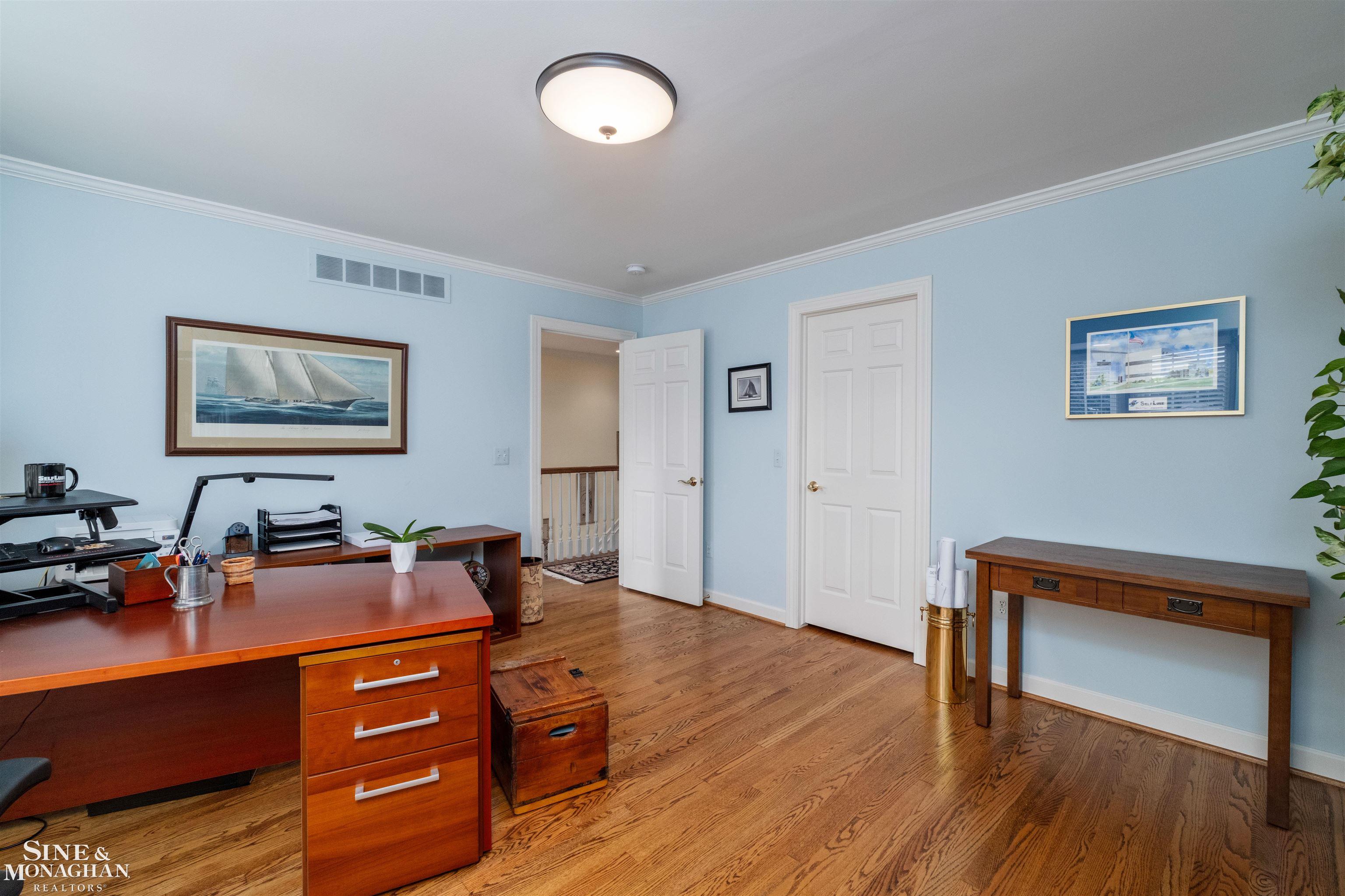 825 Bishop Road, Grosse Pointe