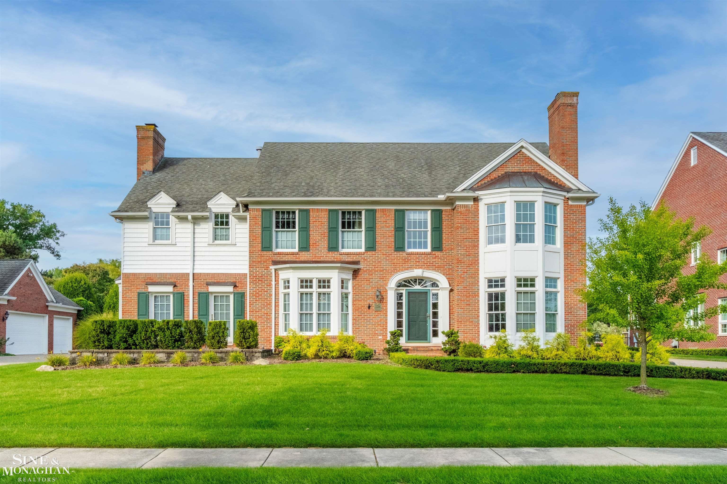 825 Bishop Road, Grosse Pointe