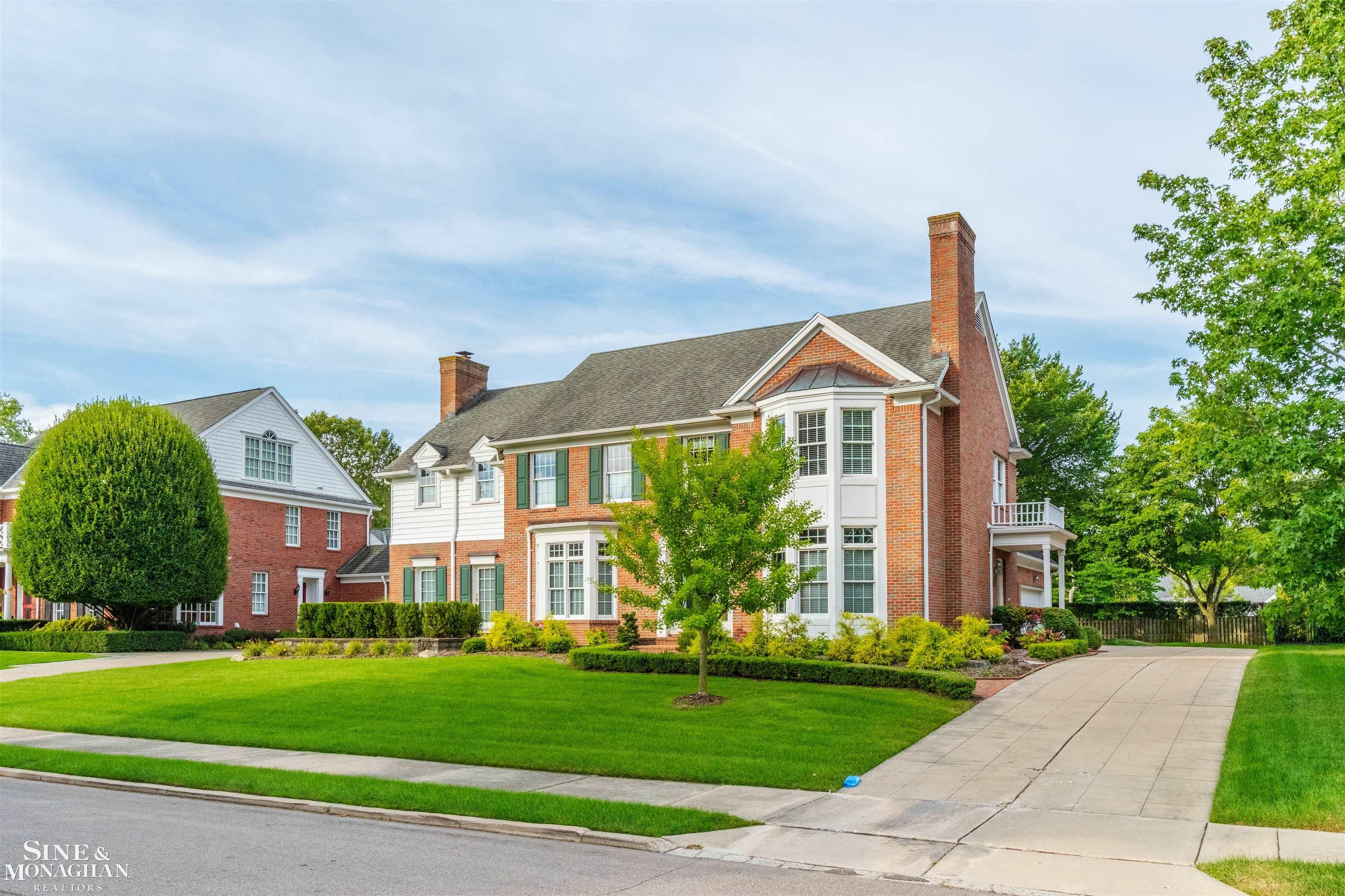 825 Bishop Road, Grosse Pointe