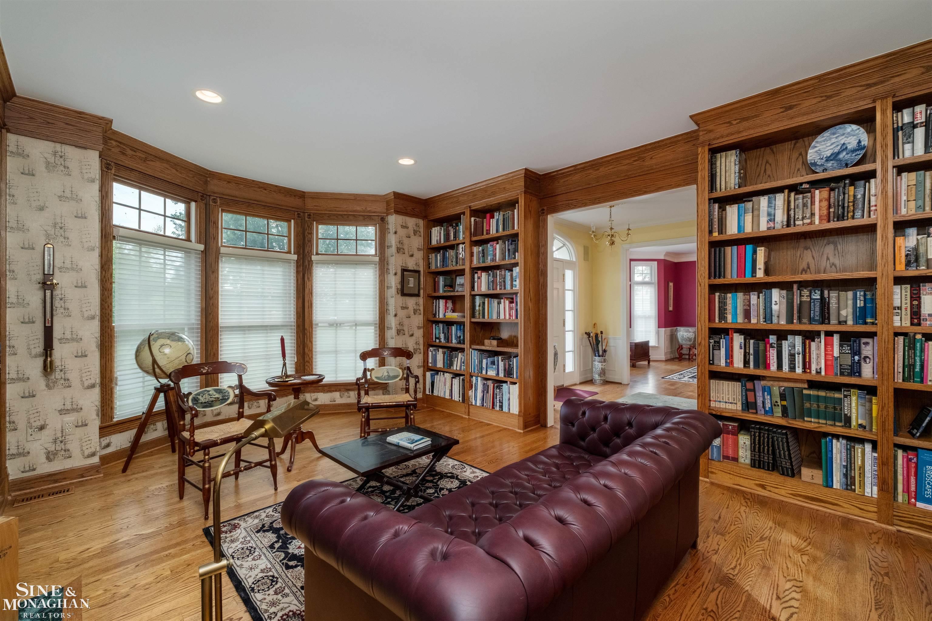 825 Bishop Road, Grosse Pointe