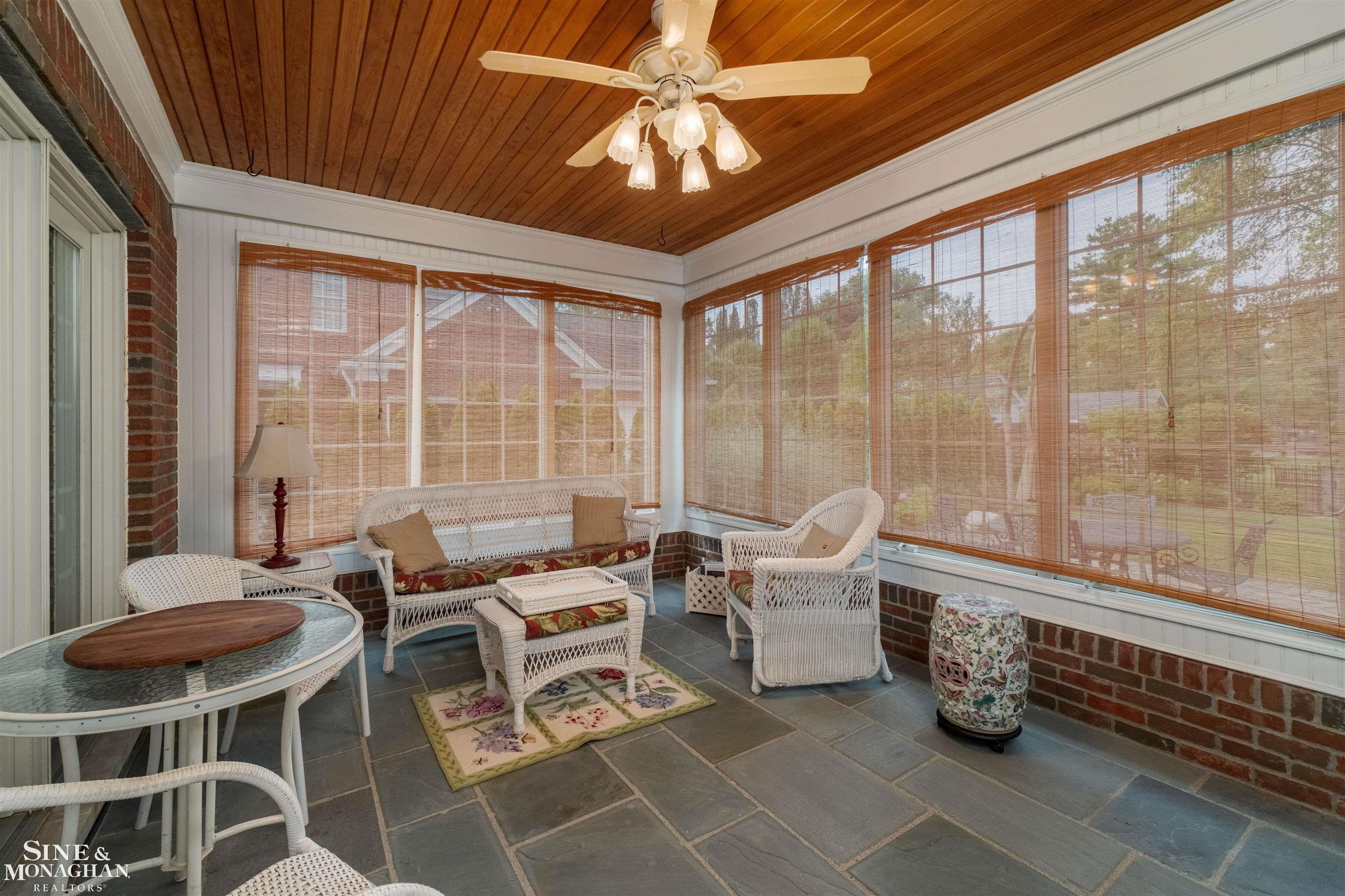 825 Bishop Road, Grosse Pointe