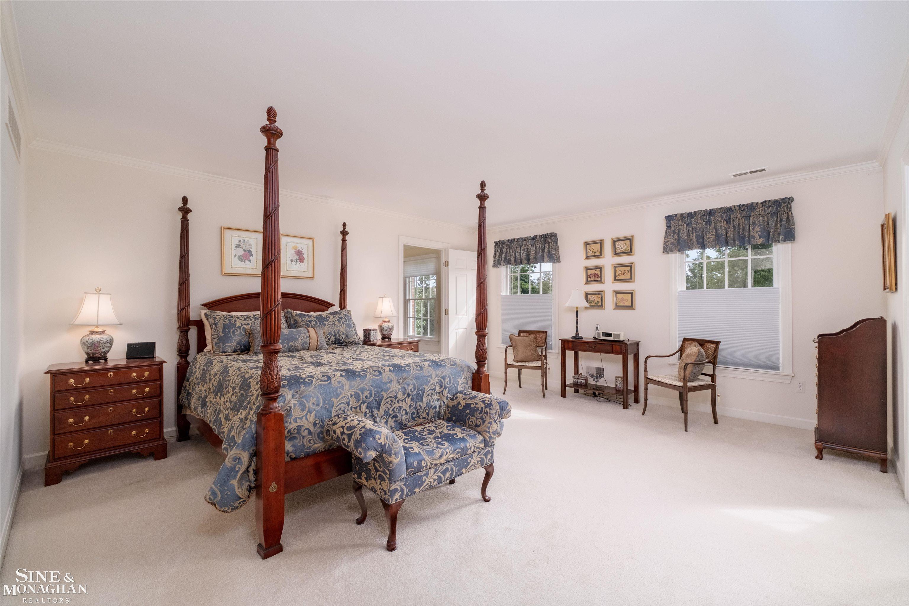 825 Bishop Road, Grosse Pointe