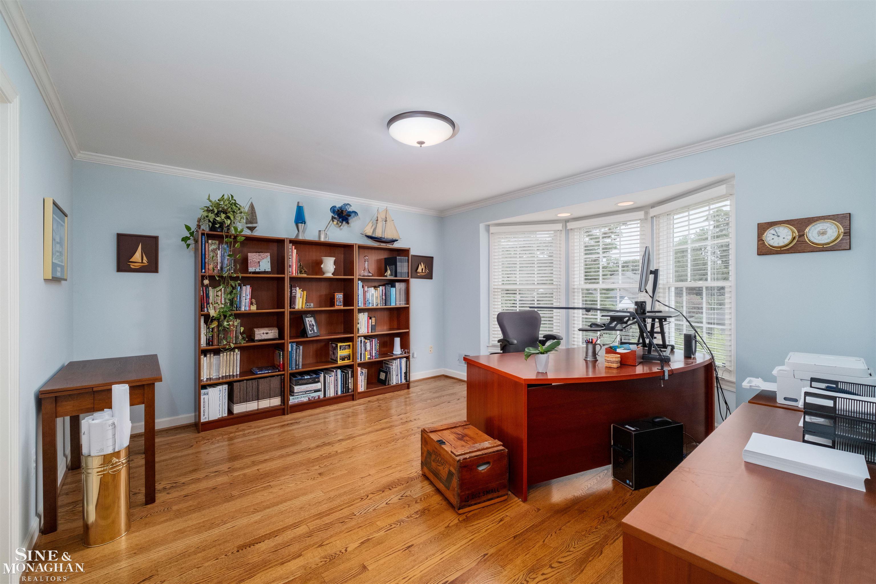 825 Bishop Road, Grosse Pointe