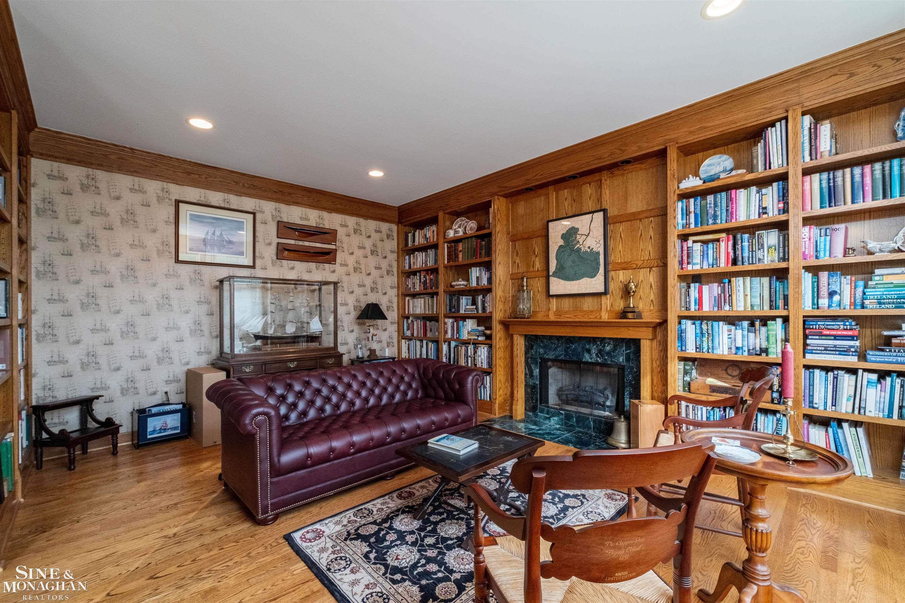 825 Bishop Road, Grosse Pointe