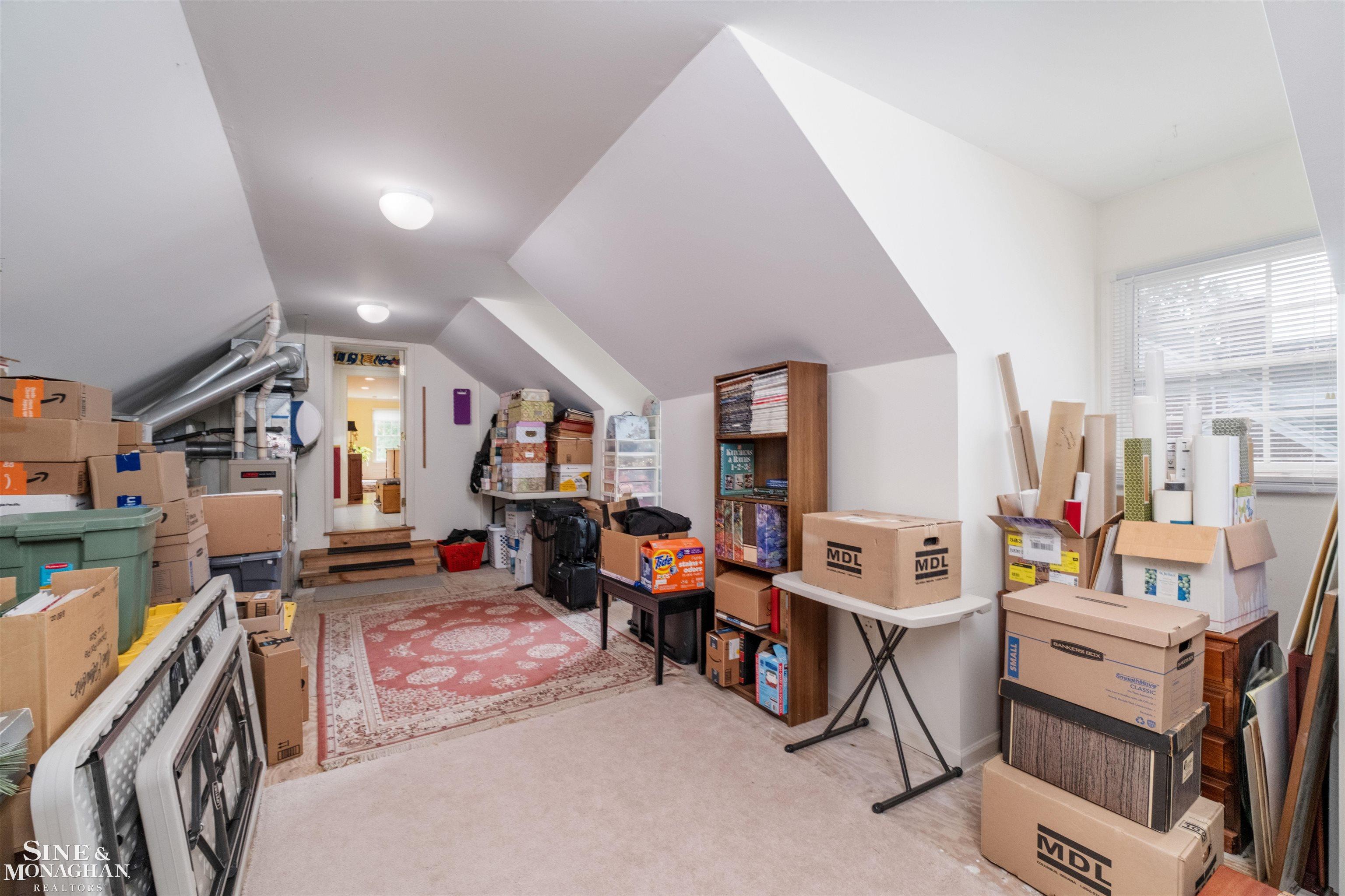 825 Bishop Road, Grosse Pointe