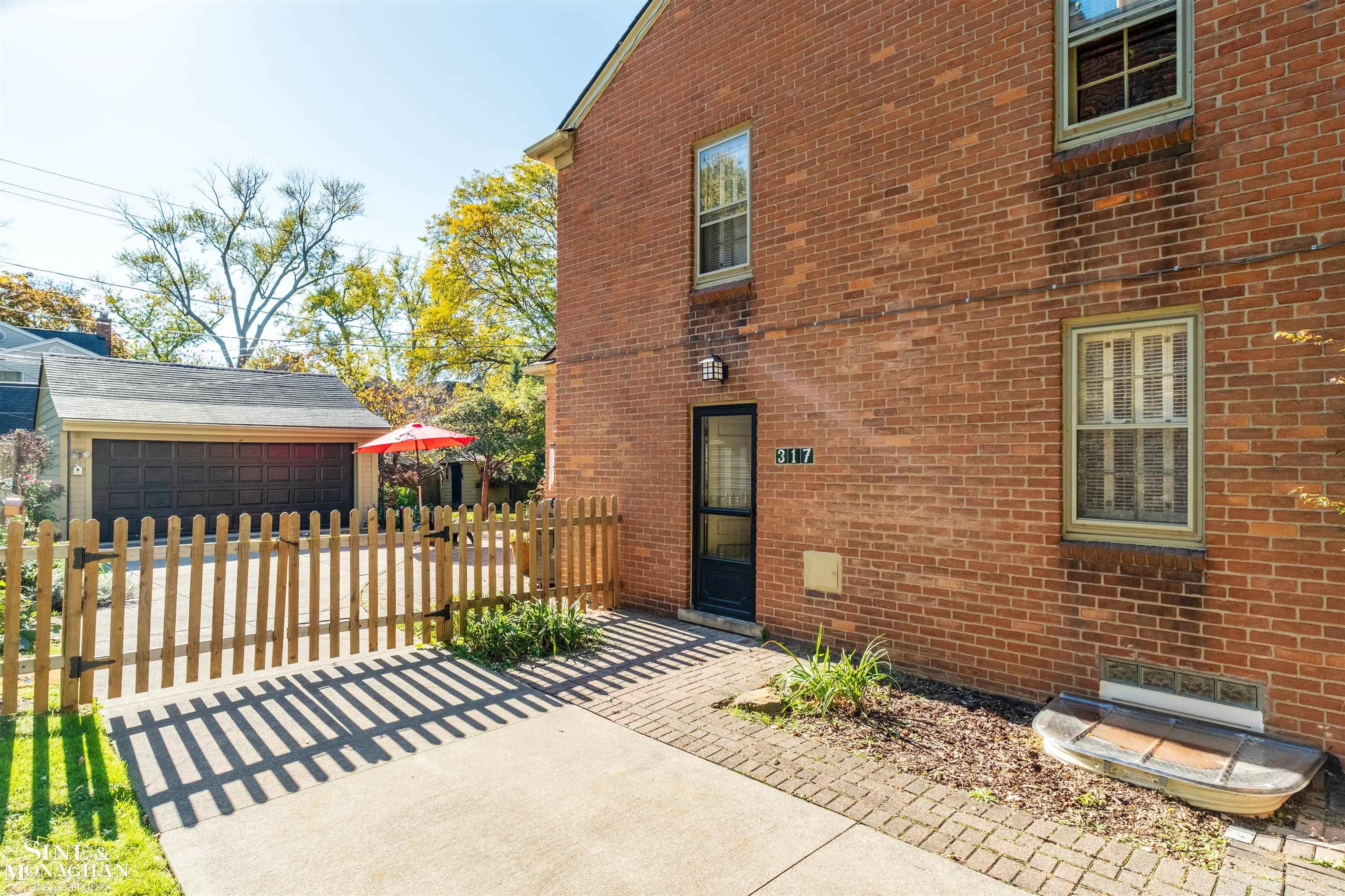 317 Mount Vernon Avenue