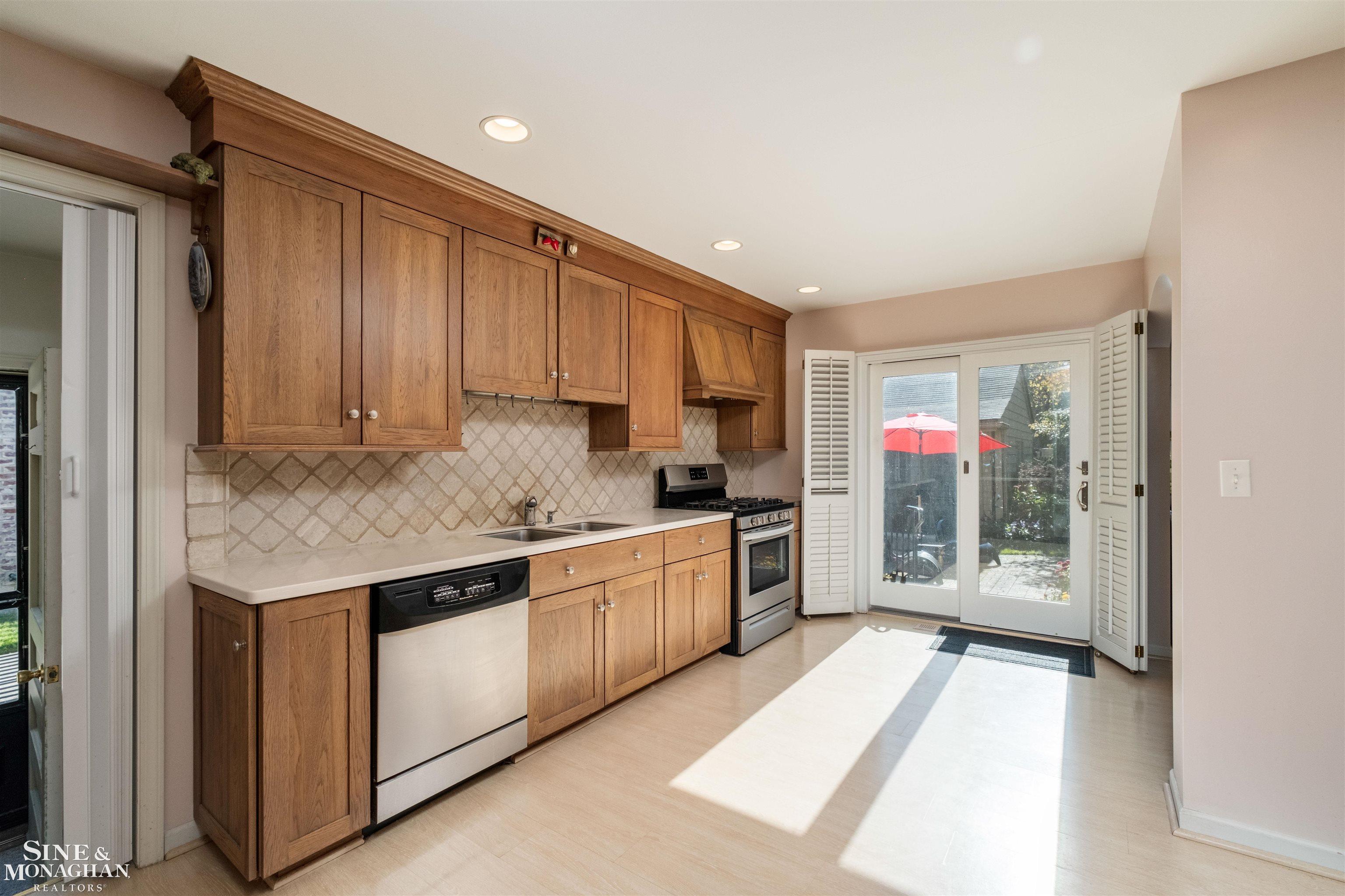 317 Mount Vernon Avenue