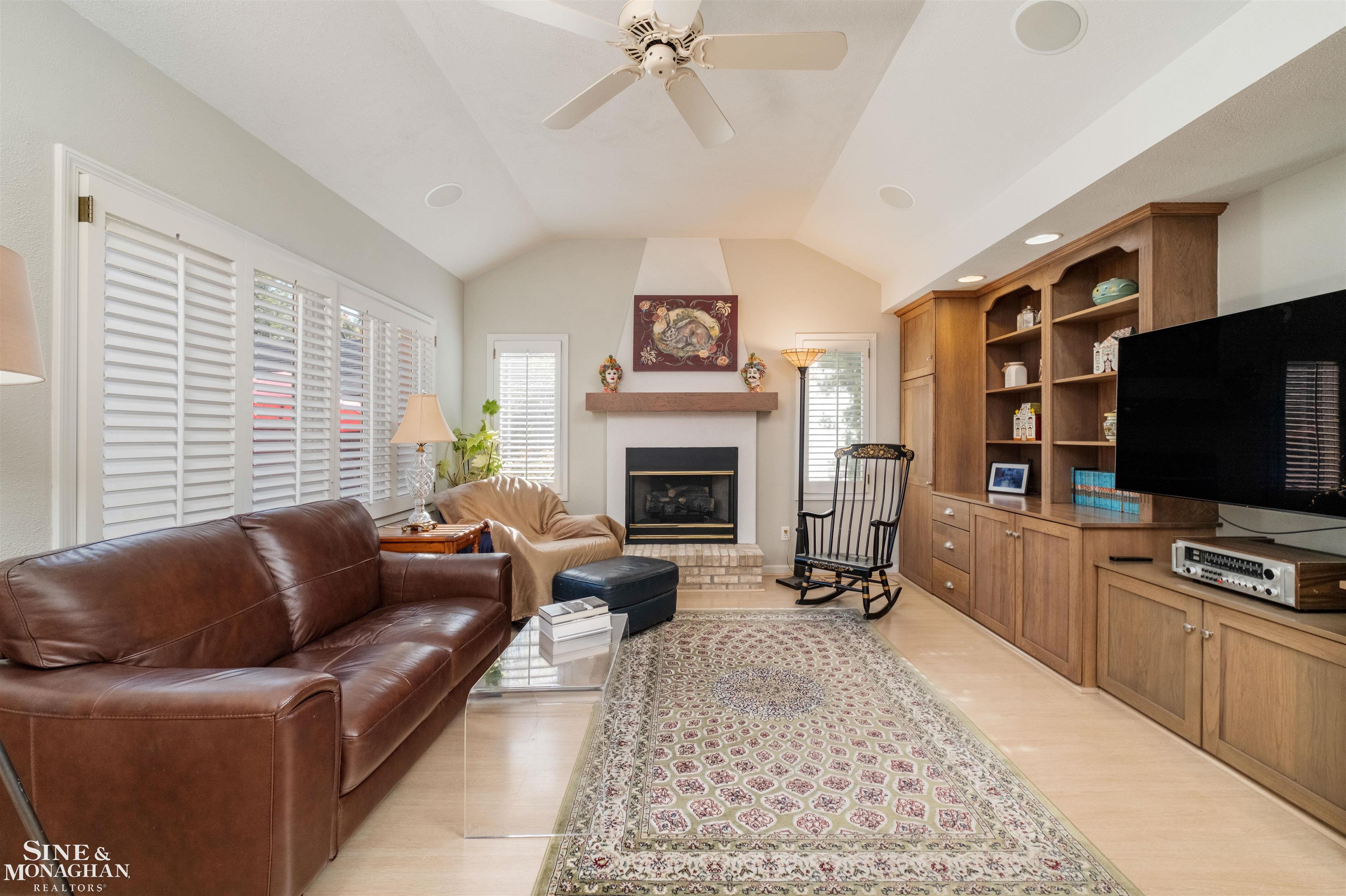 317 Mount Vernon Avenue