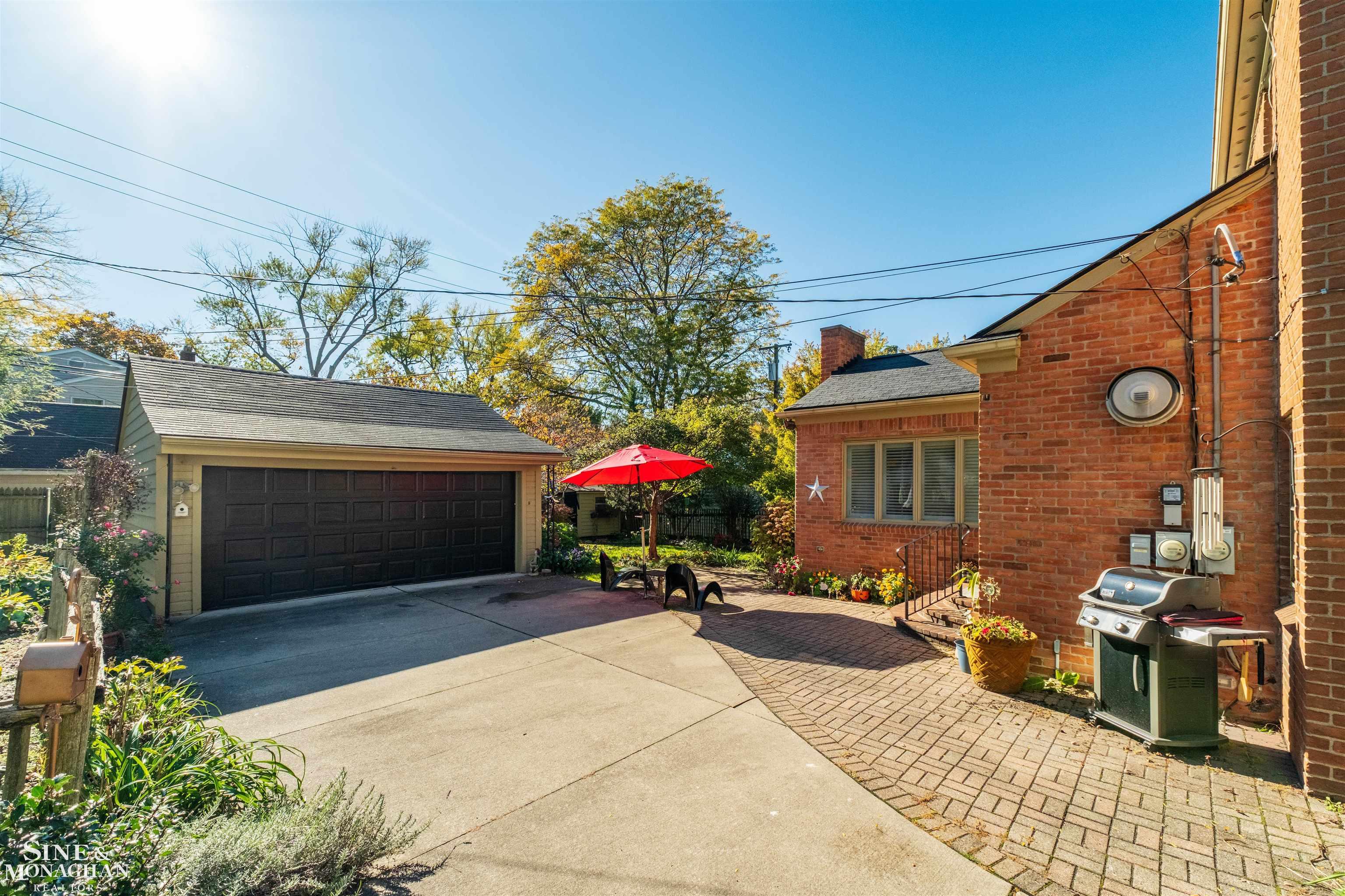 317 Mount Vernon Avenue