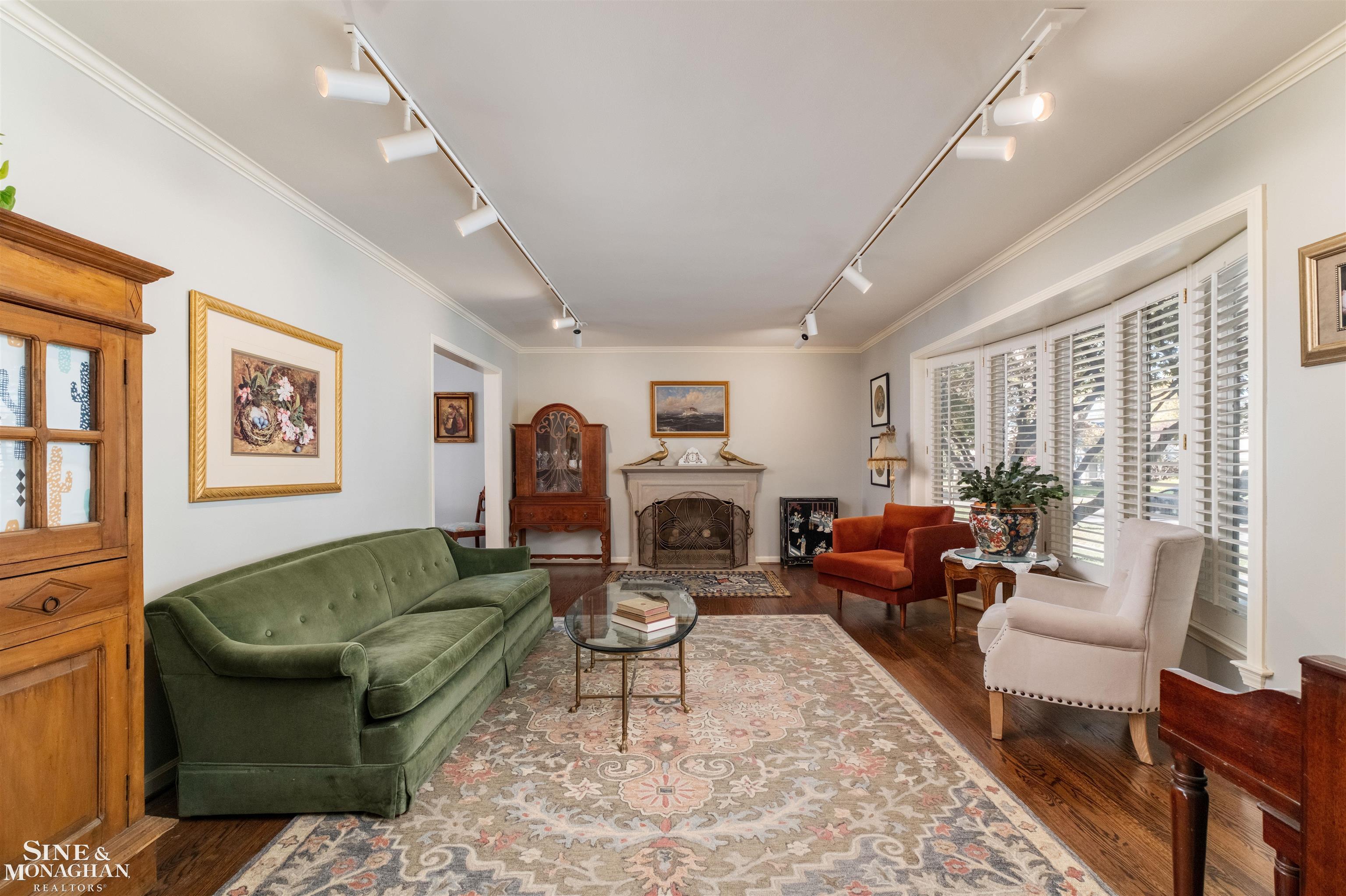 317 Mount Vernon Avenue