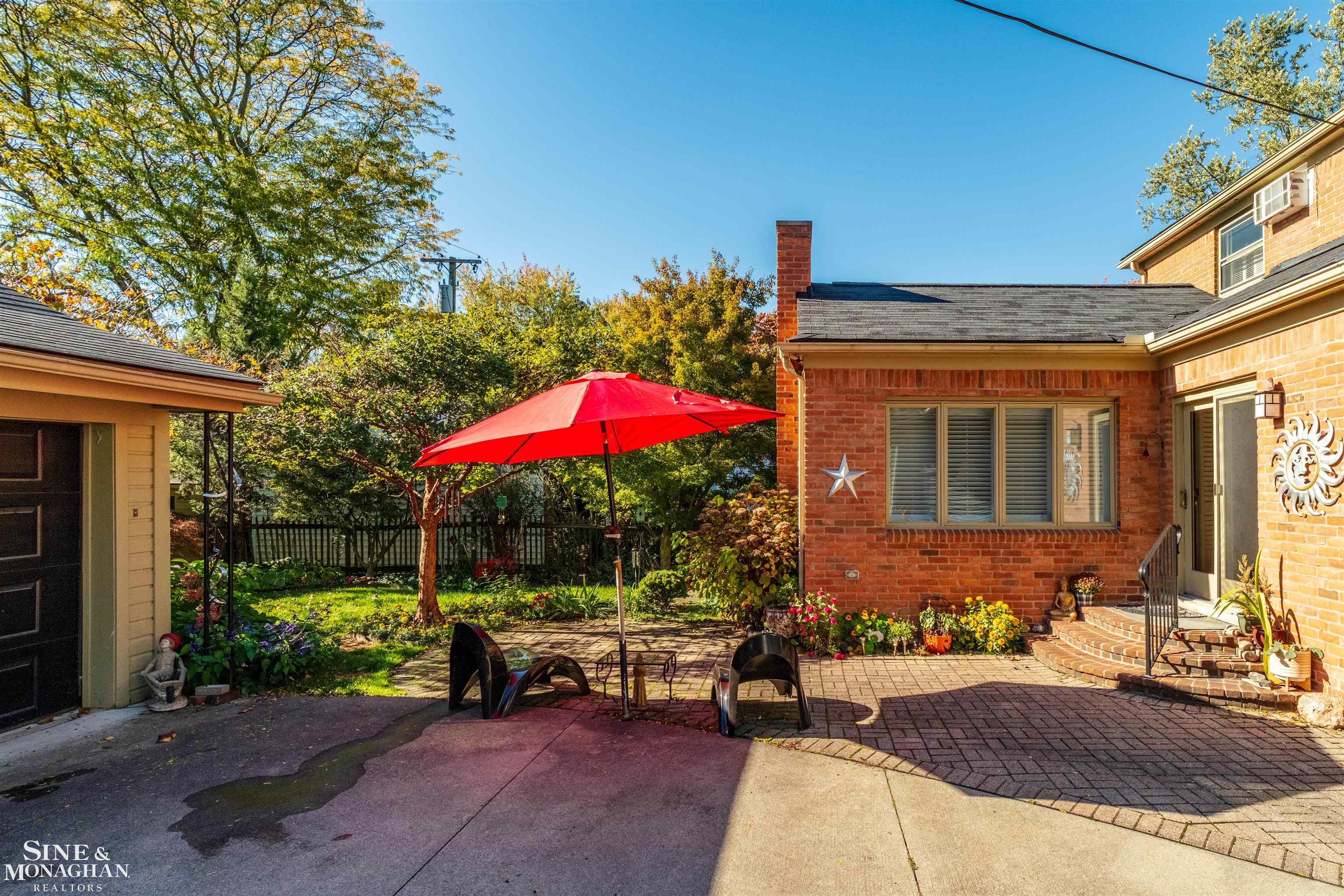 317 Mount Vernon Avenue