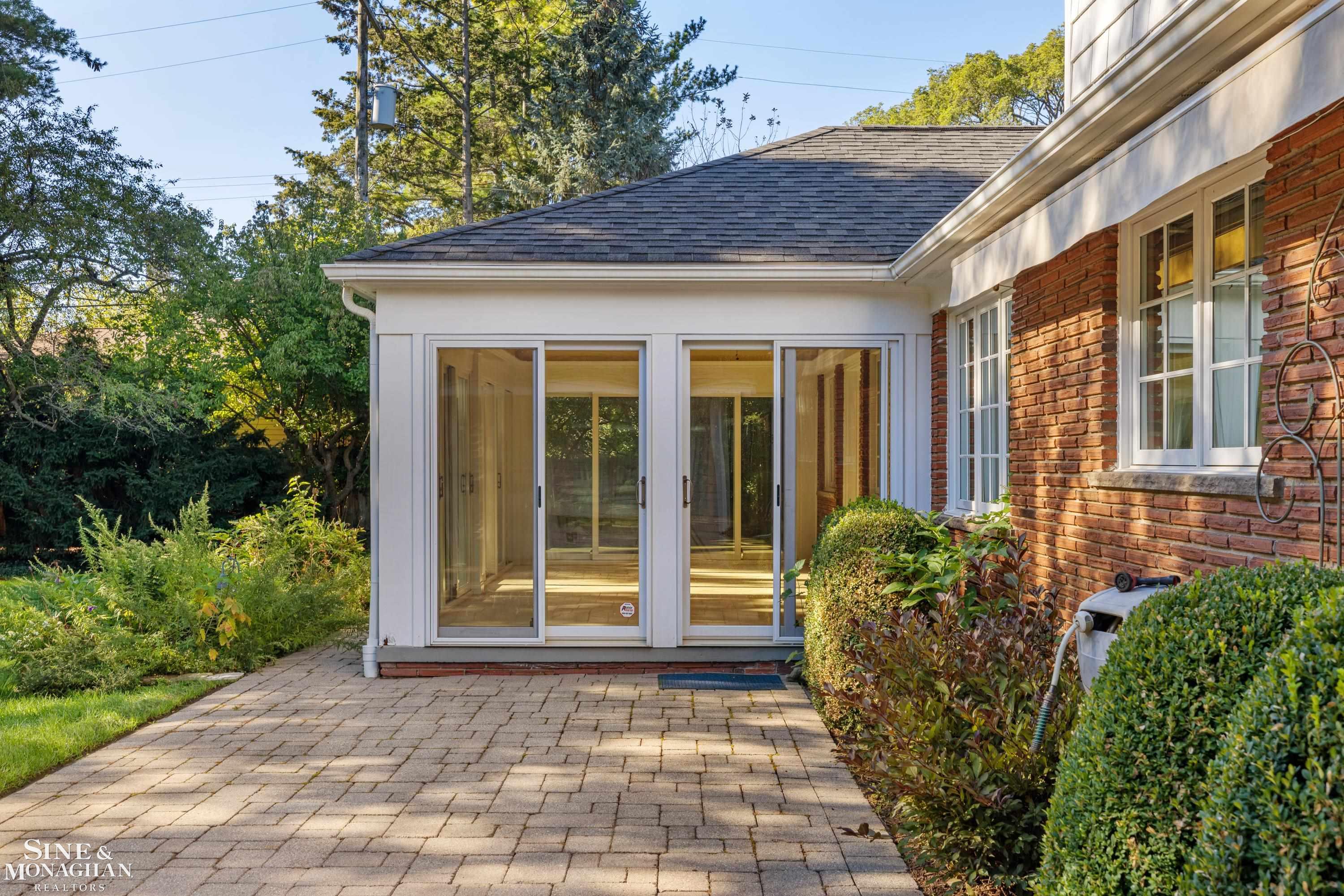 216 Ridge Road