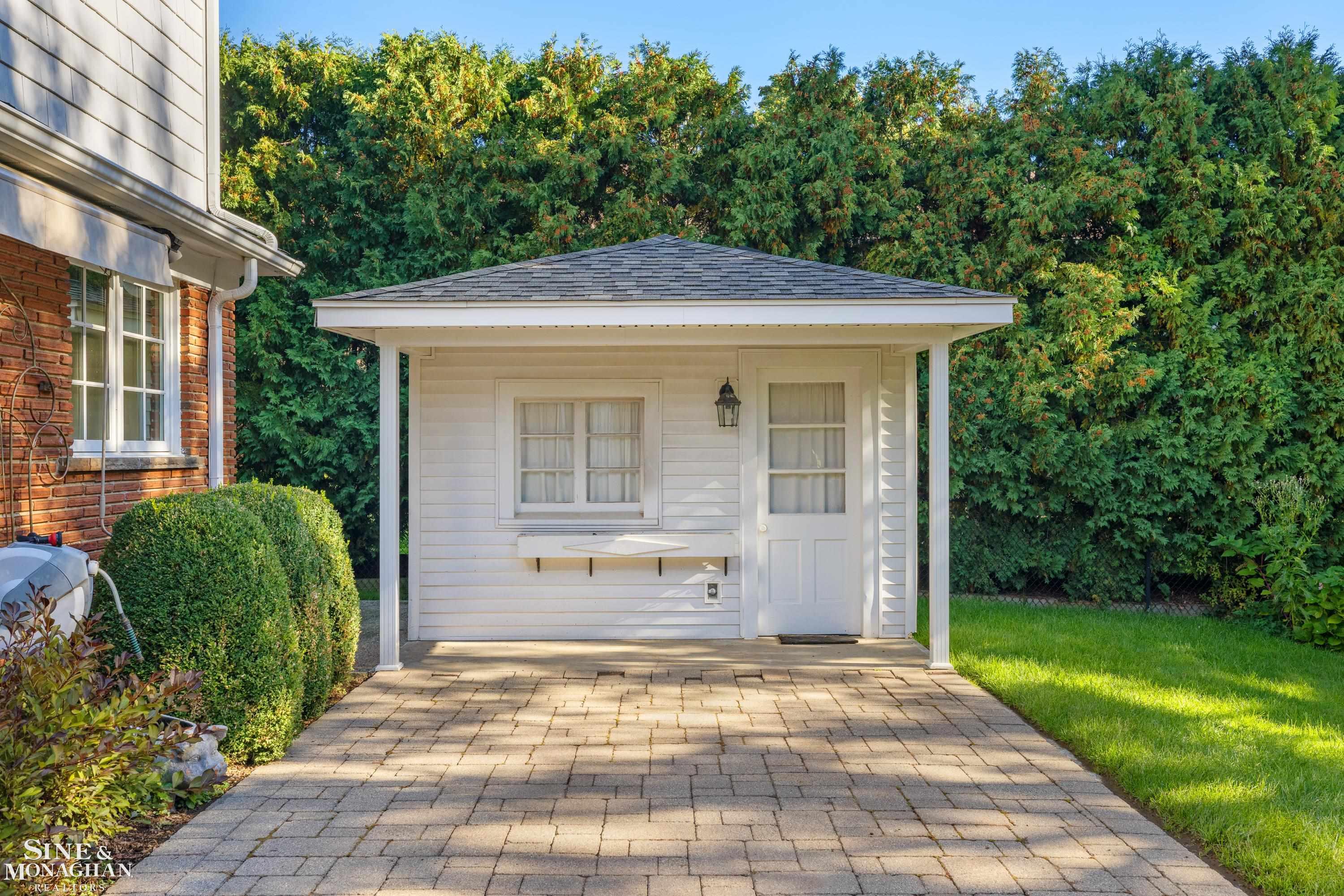 216 Ridge Road