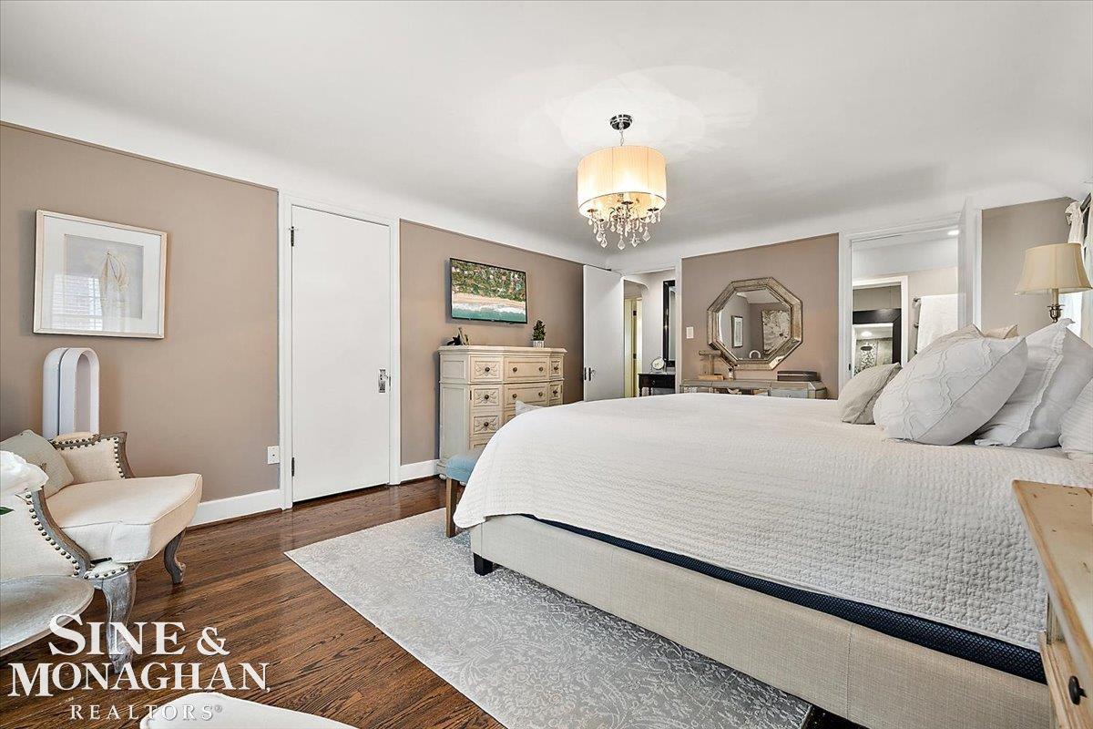 614 Rivard Boulevard