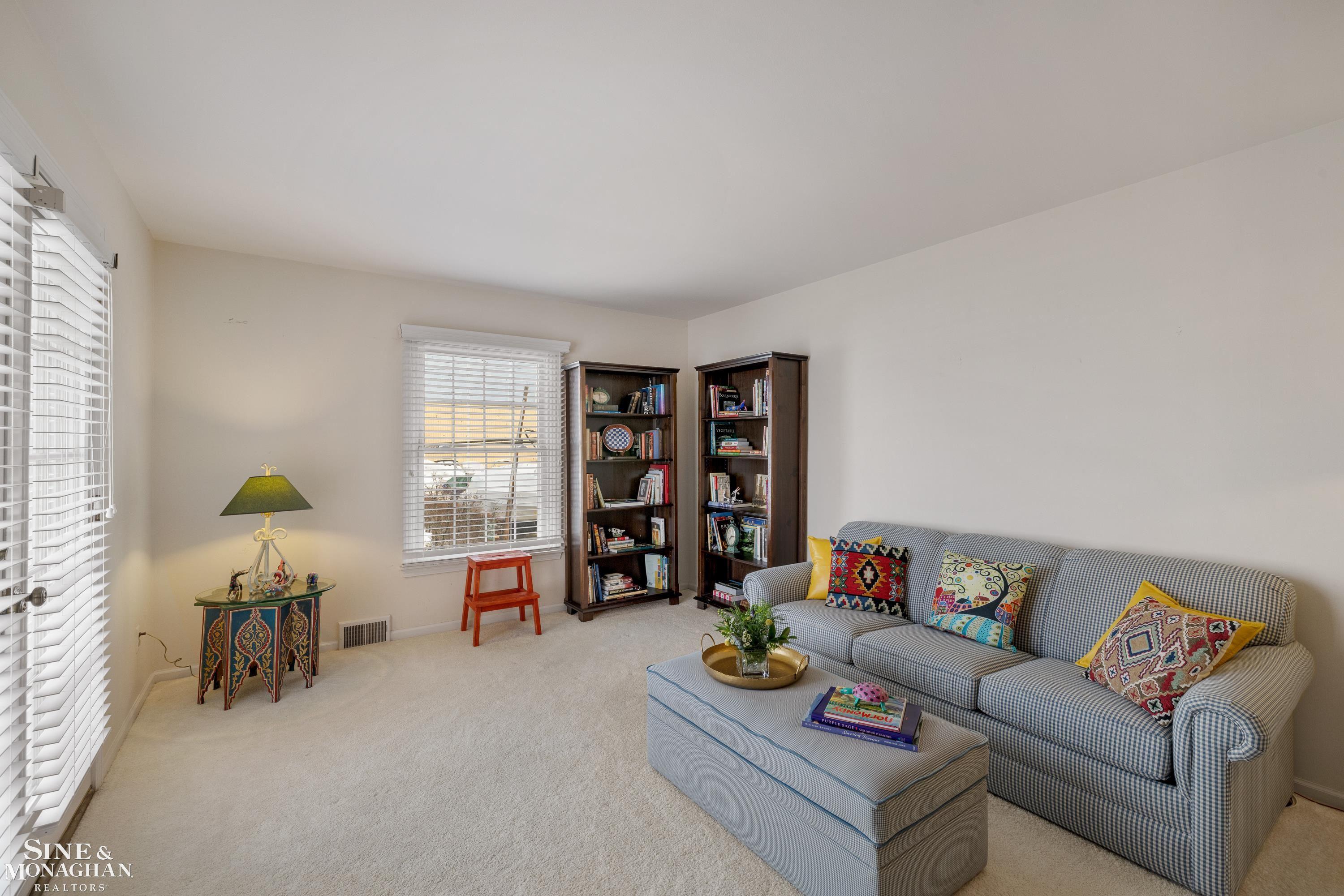 165 Windwood Pointe