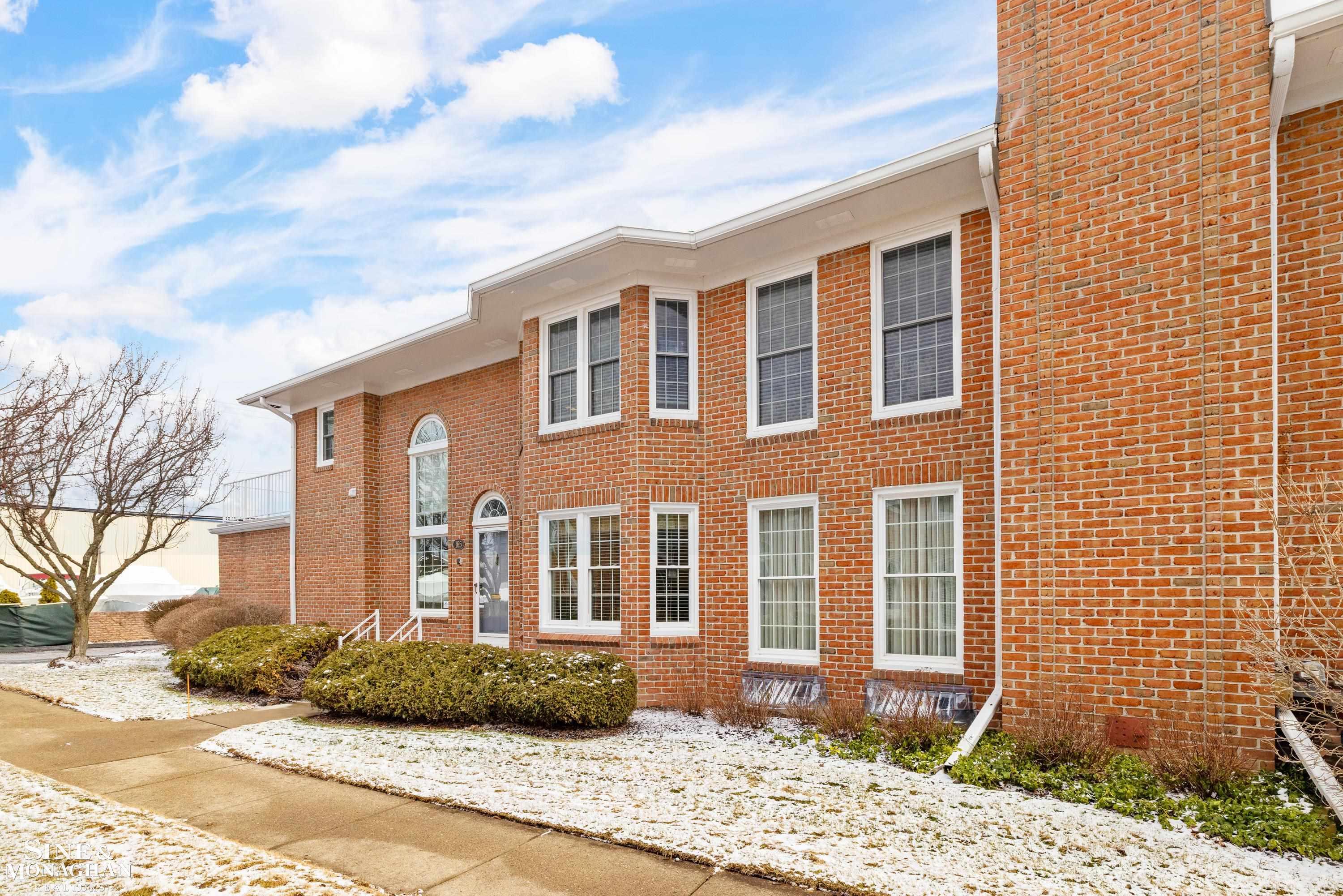165 Windwood Pointe