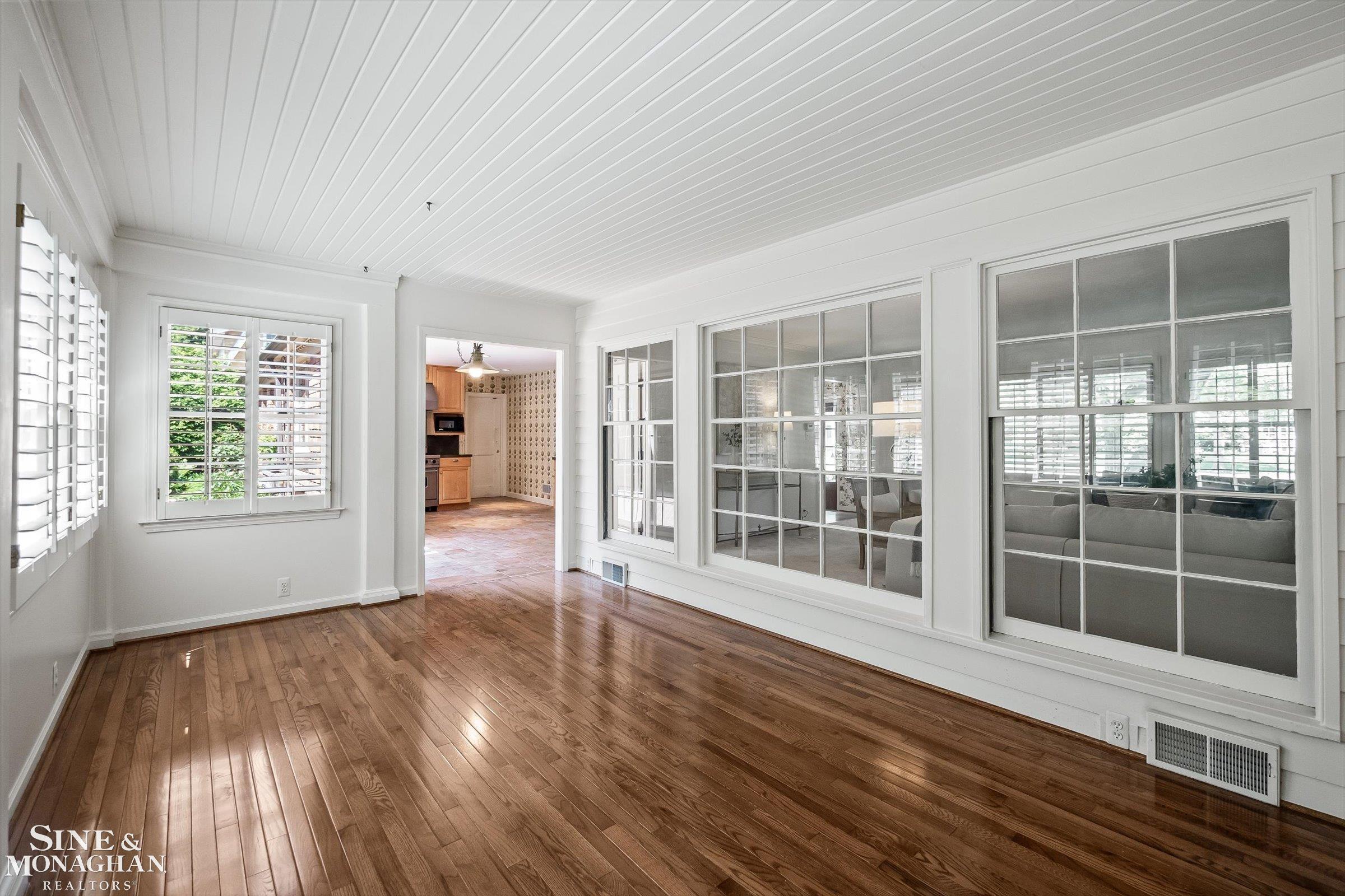 1023 Harvard Road