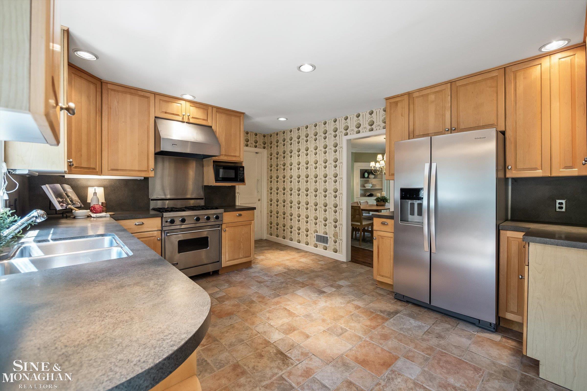 1023 Harvard Road