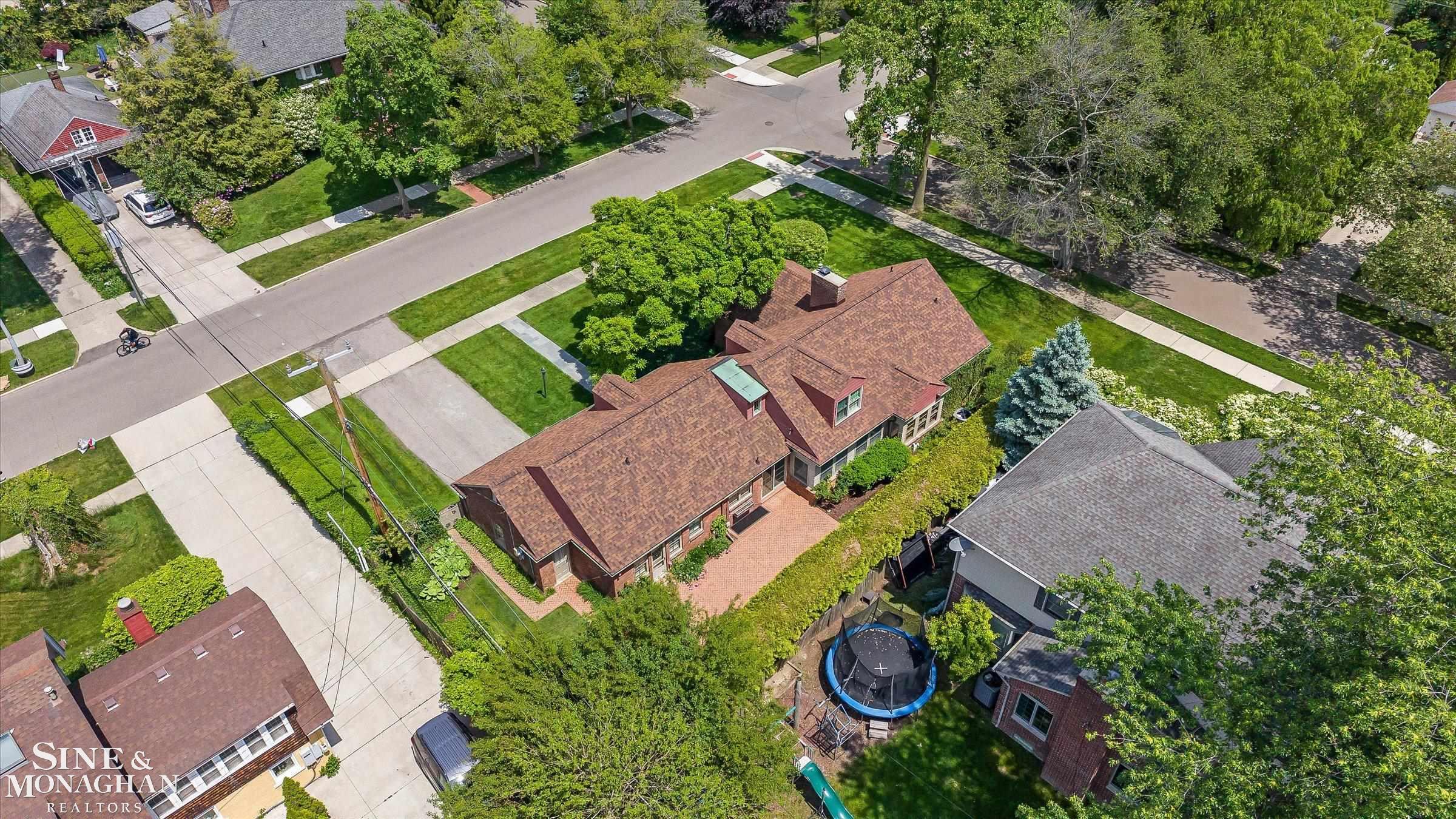 1023 Harvard Road