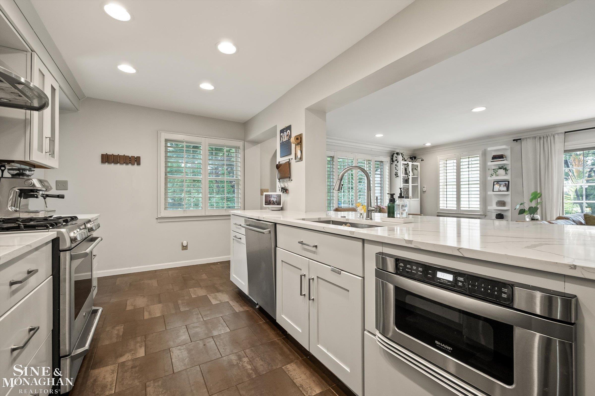 440 Colonial Court