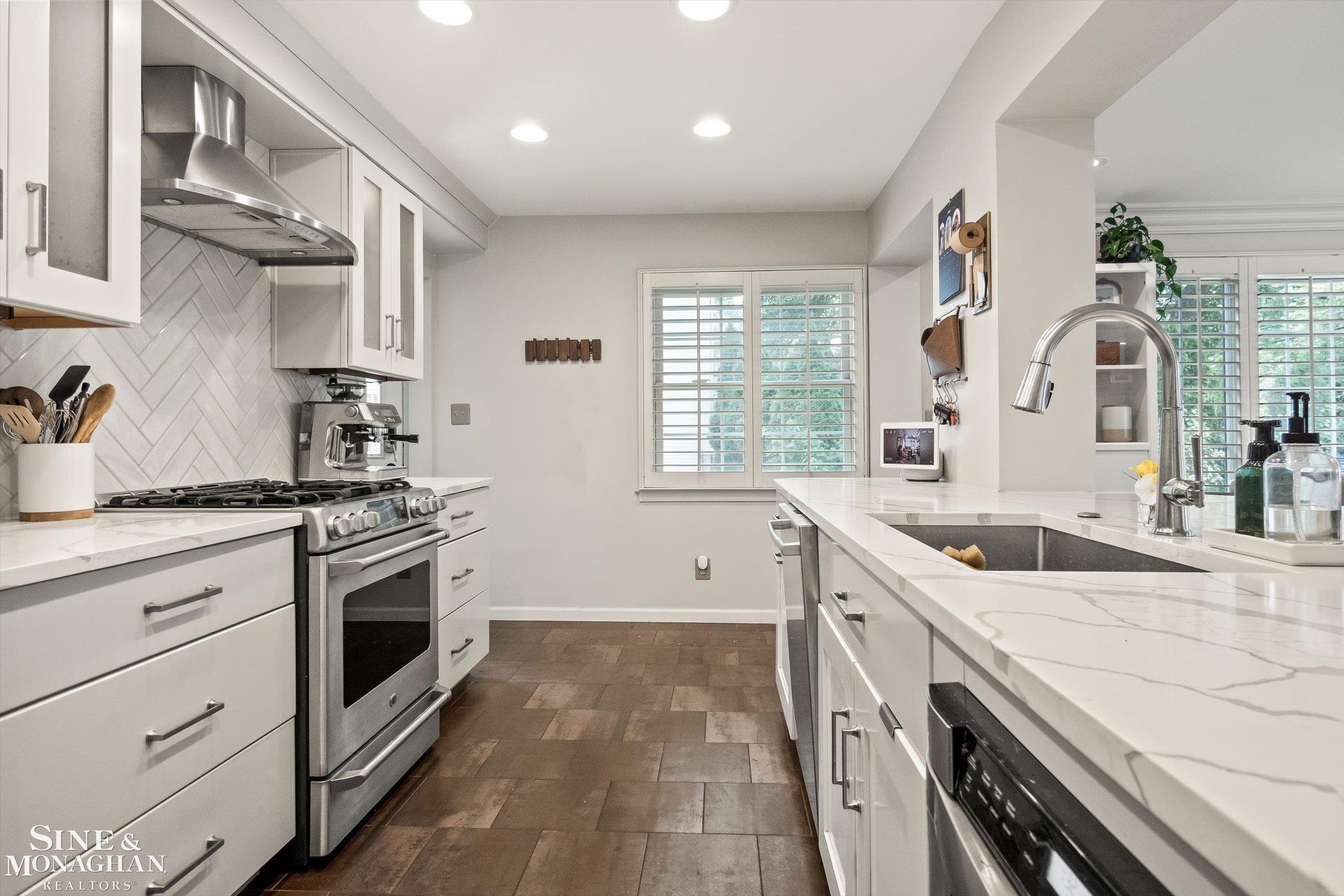 440 Colonial Court