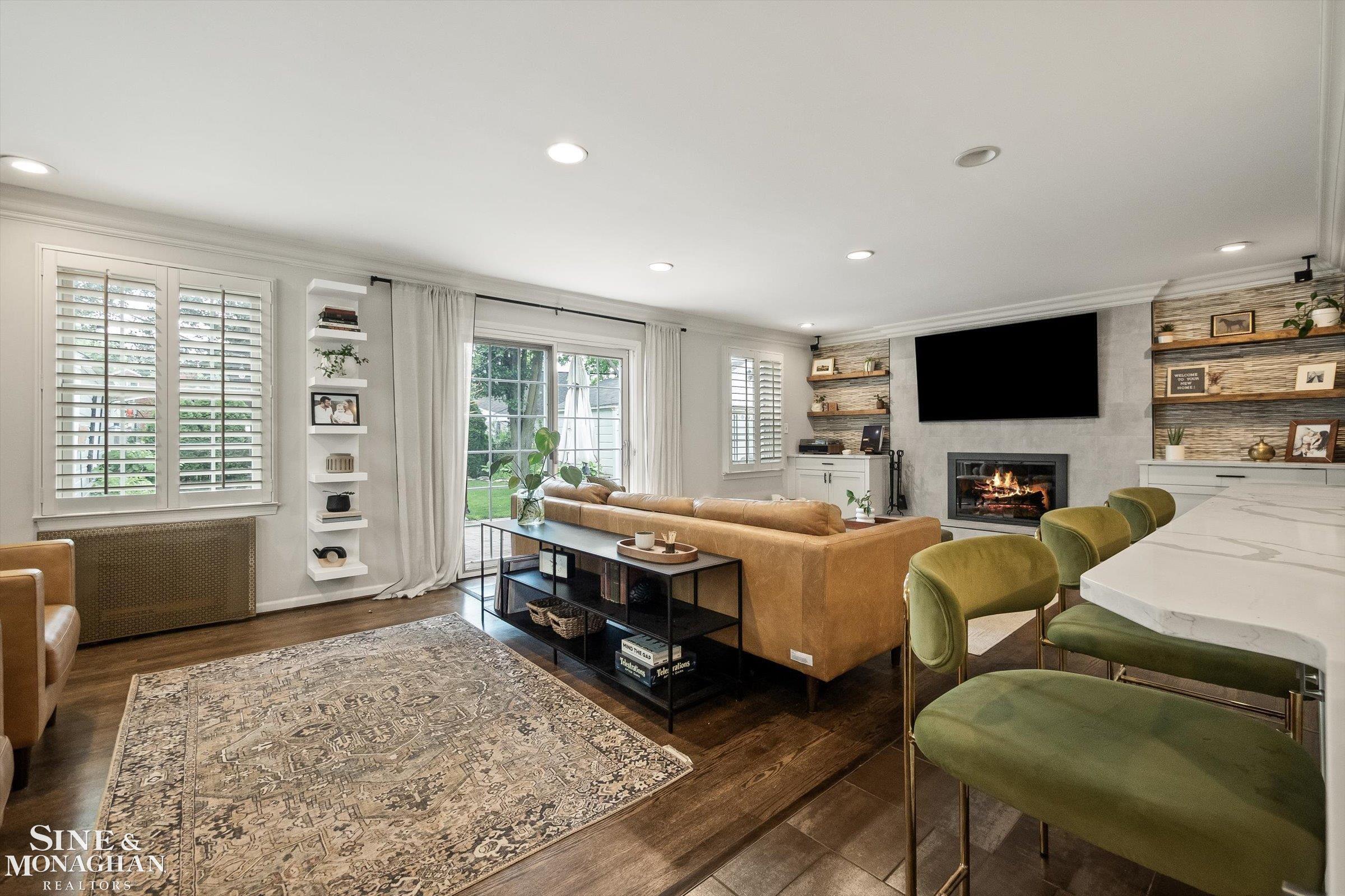 440 Colonial Court