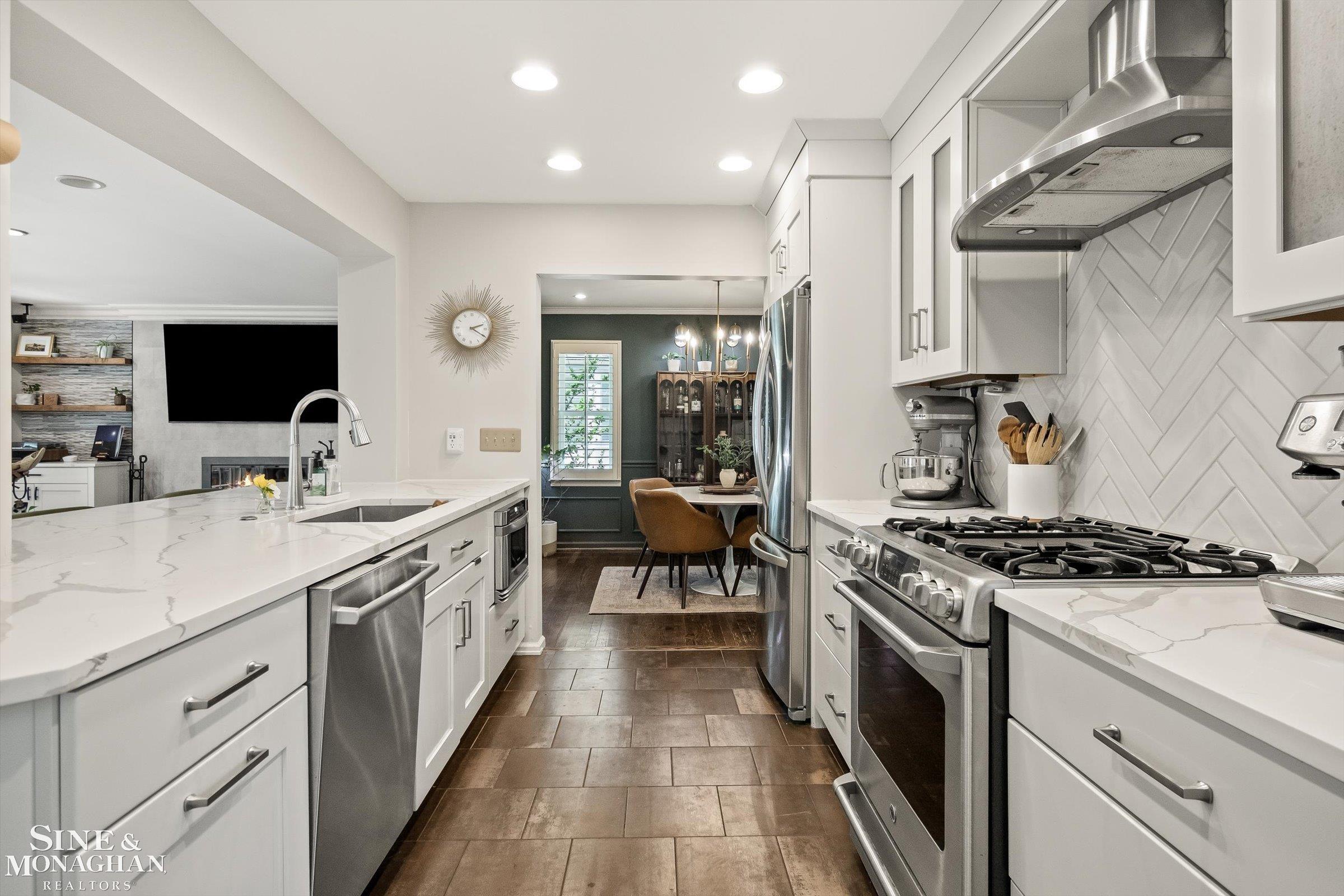 440 Colonial Court