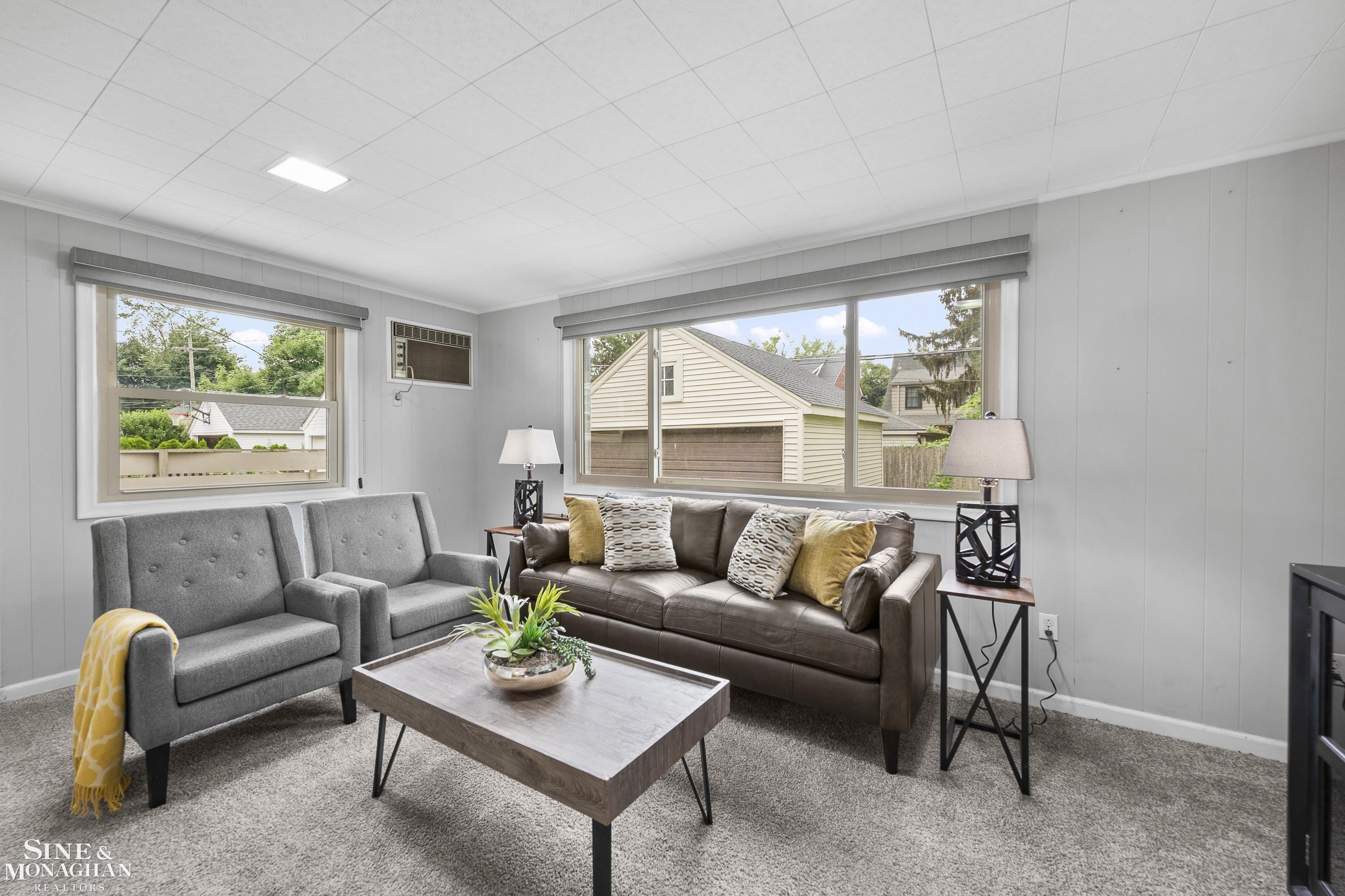 309 Merriweather Road