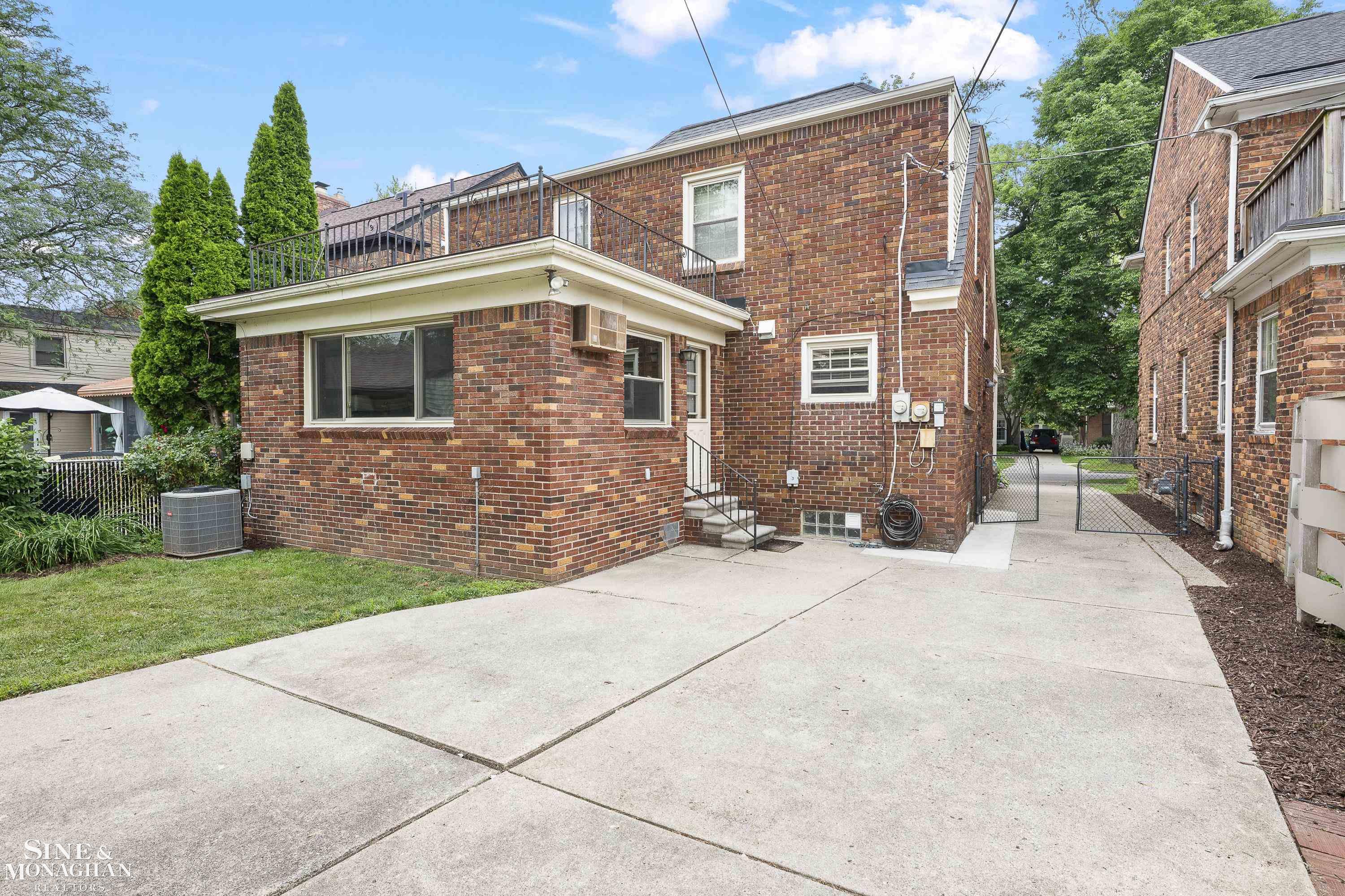 309 Merriweather Road