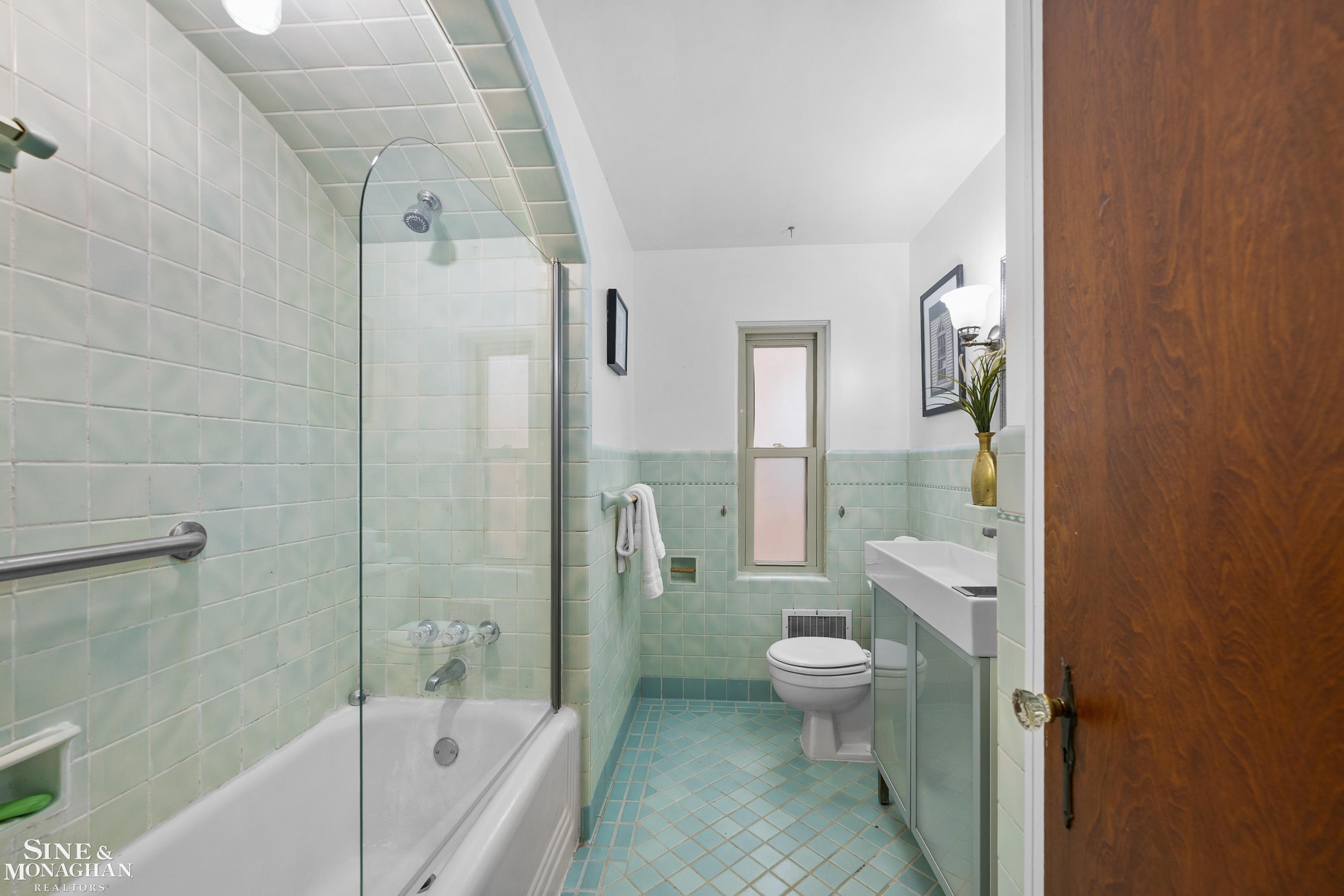 309 Merriweather Road