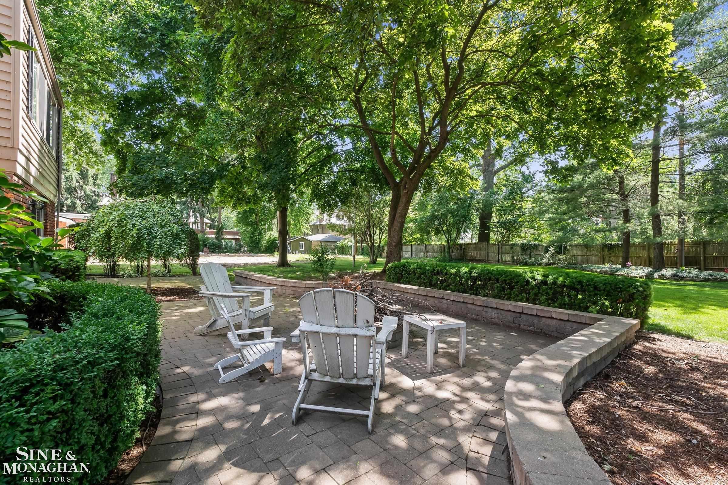 263 Lakeland Drive