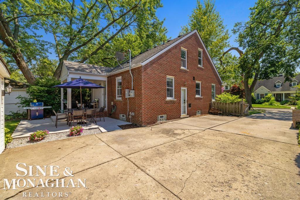430 Touraine Road
