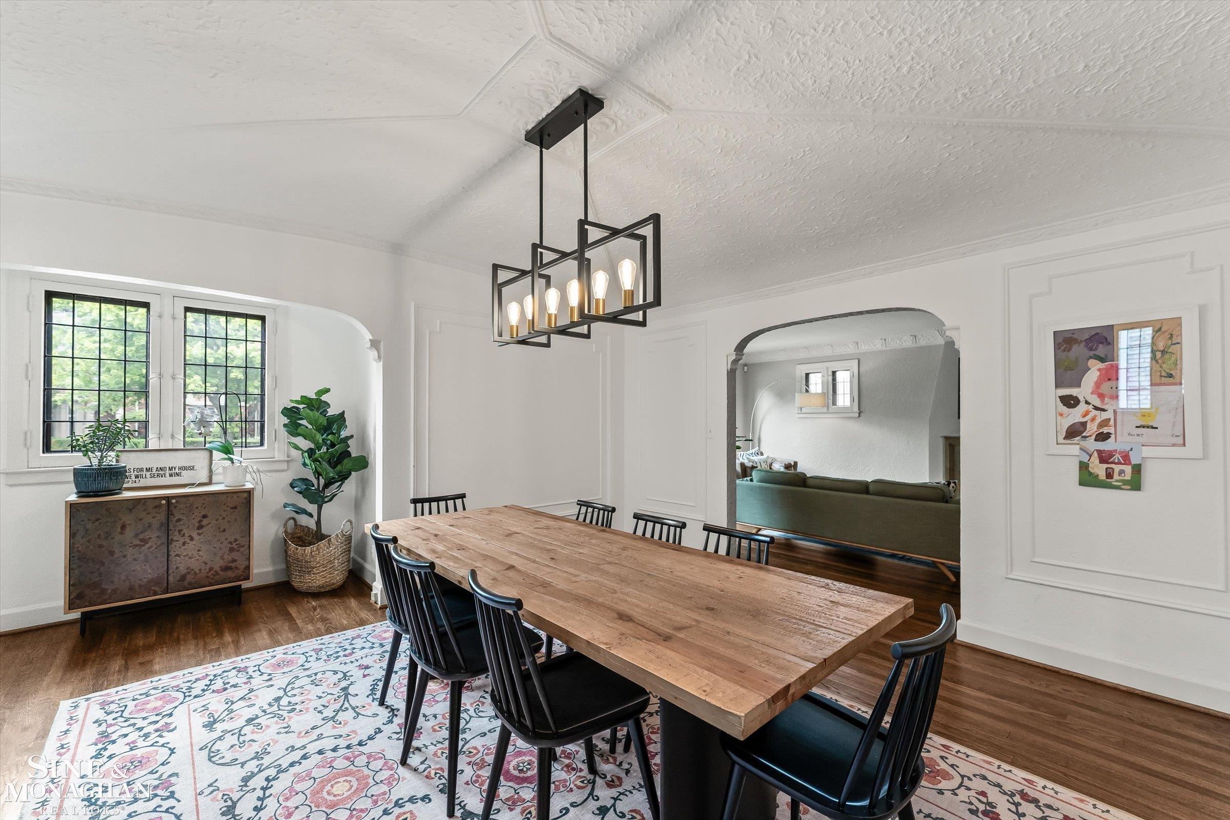 119 Moran Road