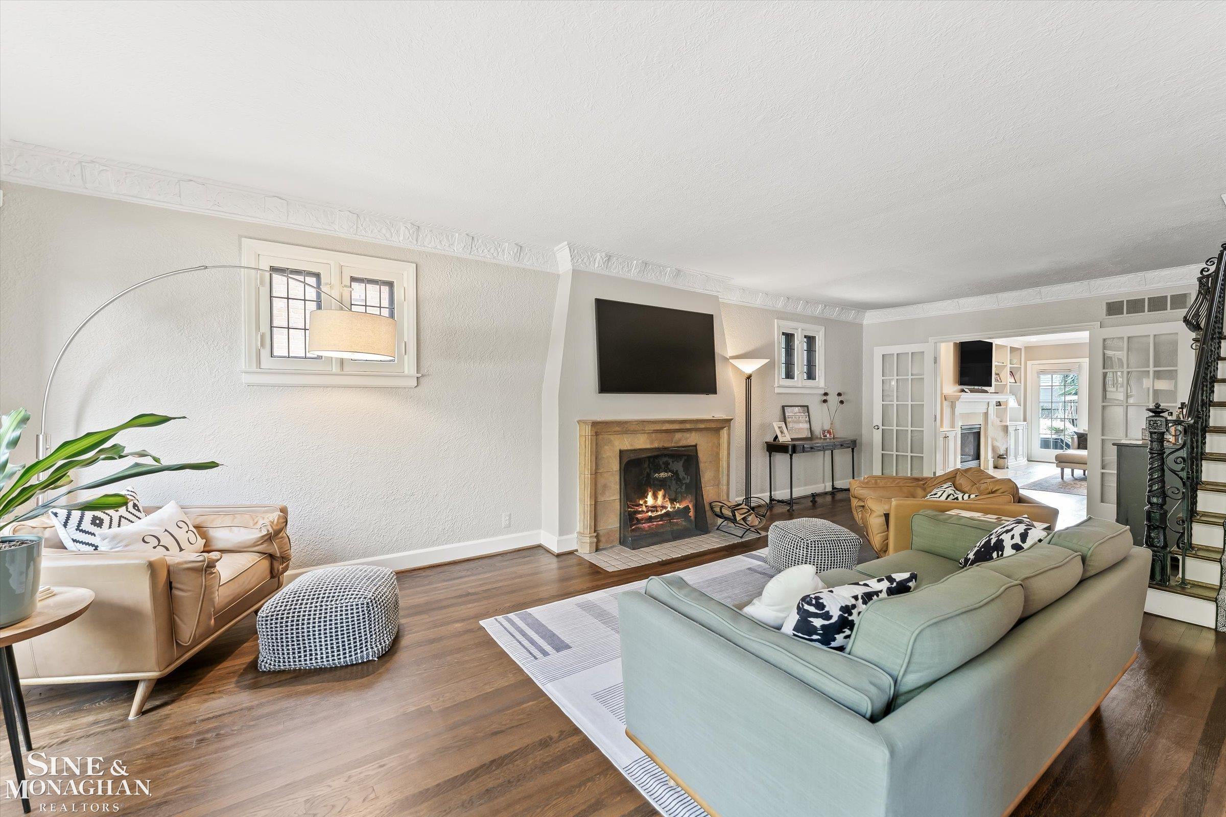 119 Moran Road