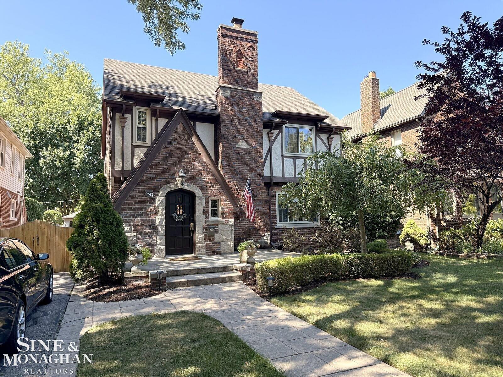 743 Washington Road