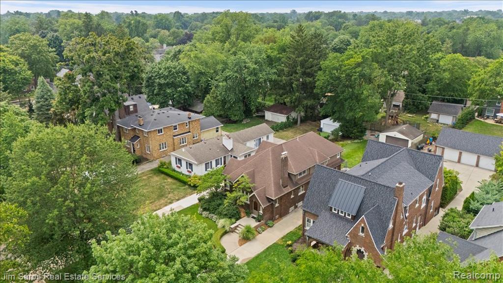 637 Washington Road