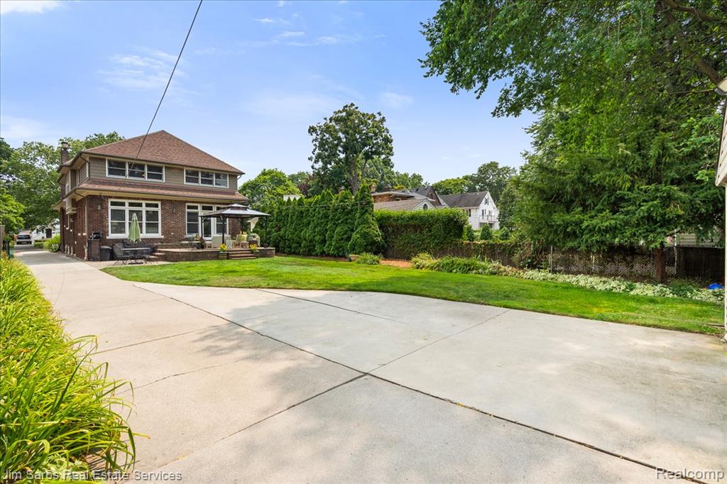 637 Washington Road