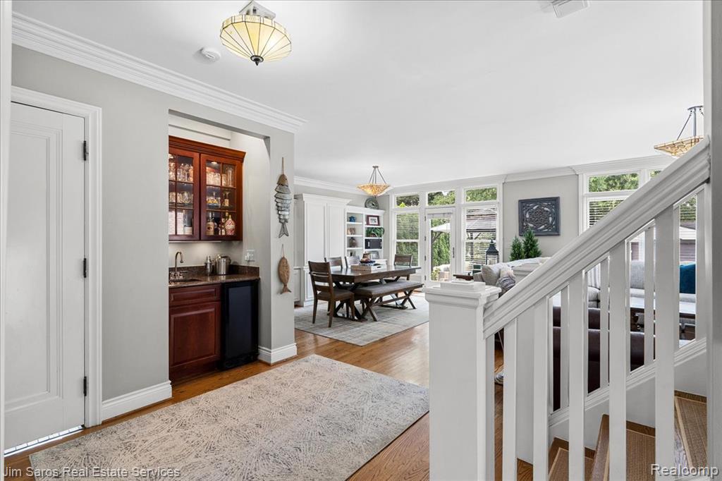 637 Washington Road