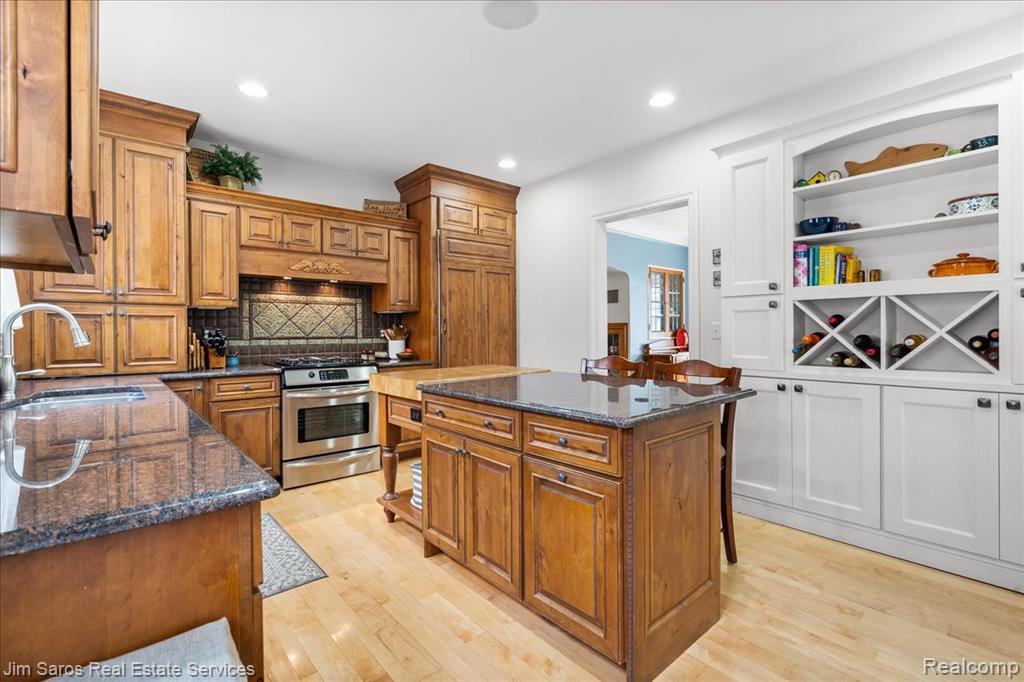 637 Washington Road