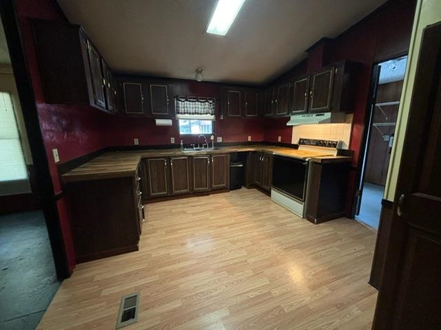 186 KINCAID DR