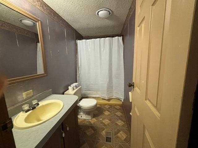 186 KINCAID DR